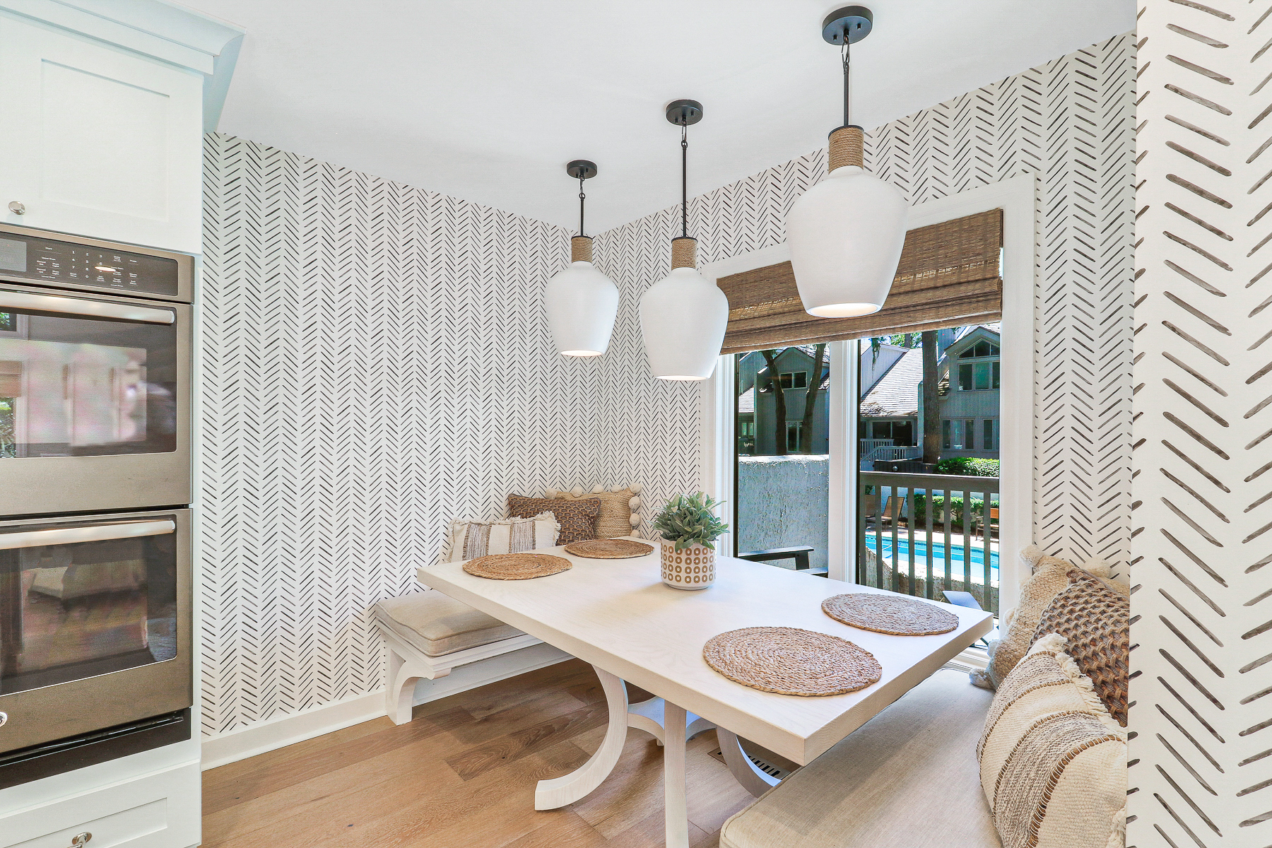 39 Turtle Lane | Cozy breakfast nook