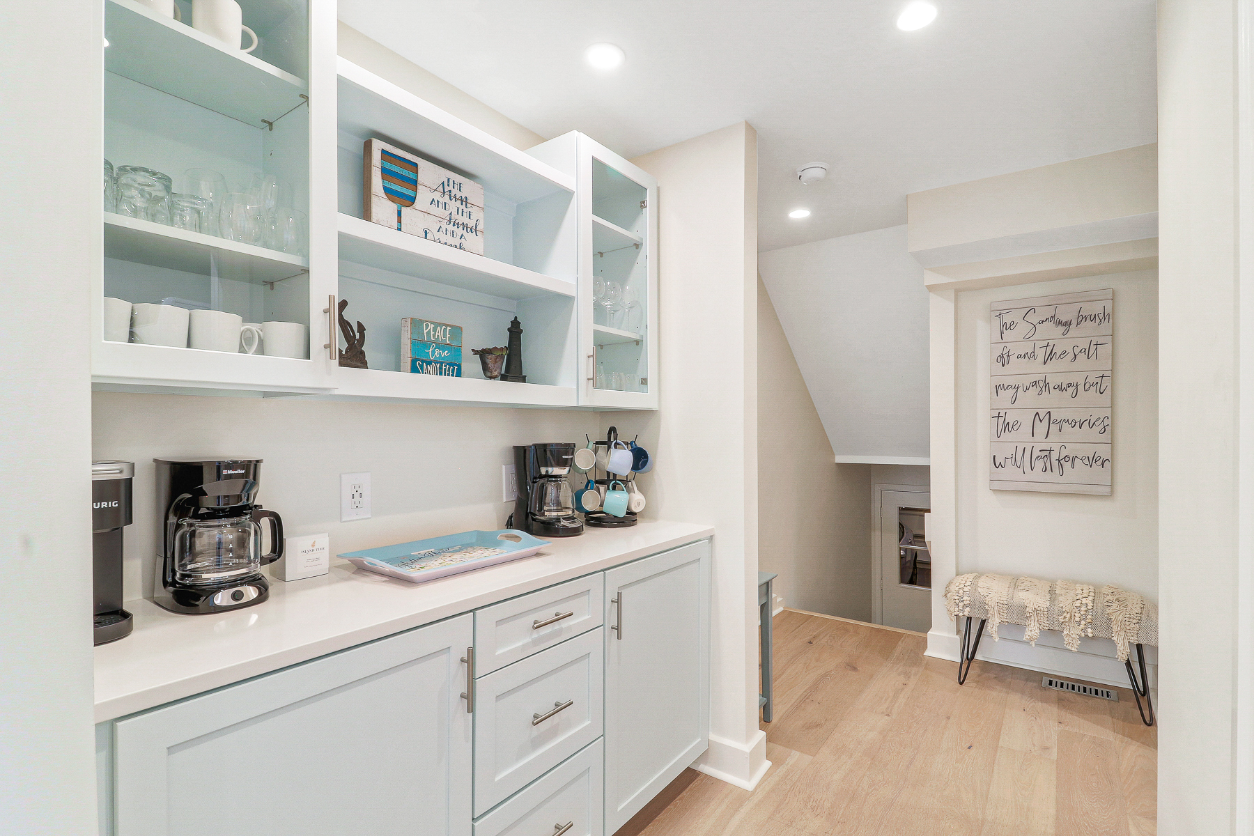 39 Turtle Lane | Custom built in coffee bar
