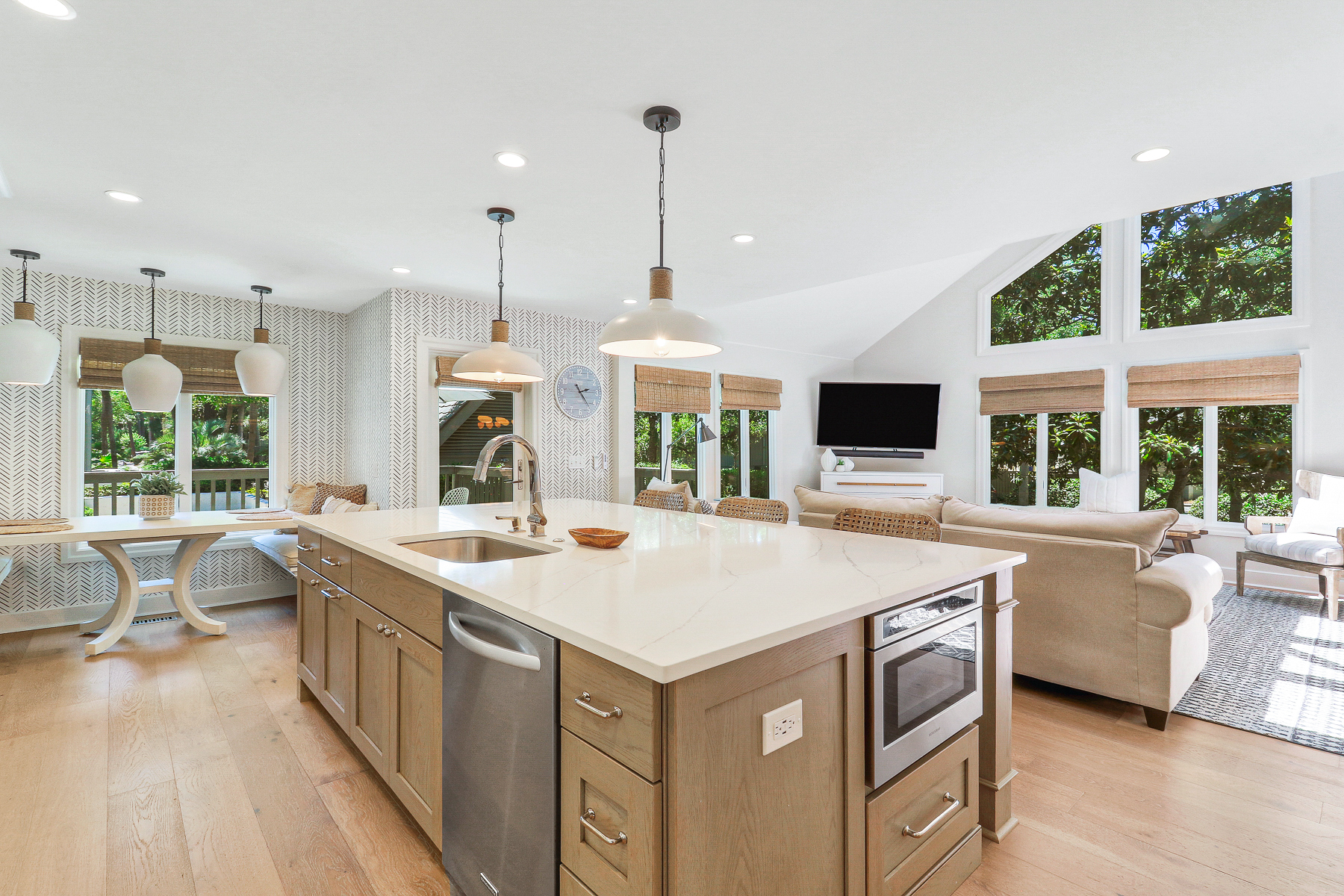 39 Turtle Lane | Massive kitchen with top of the line appliances