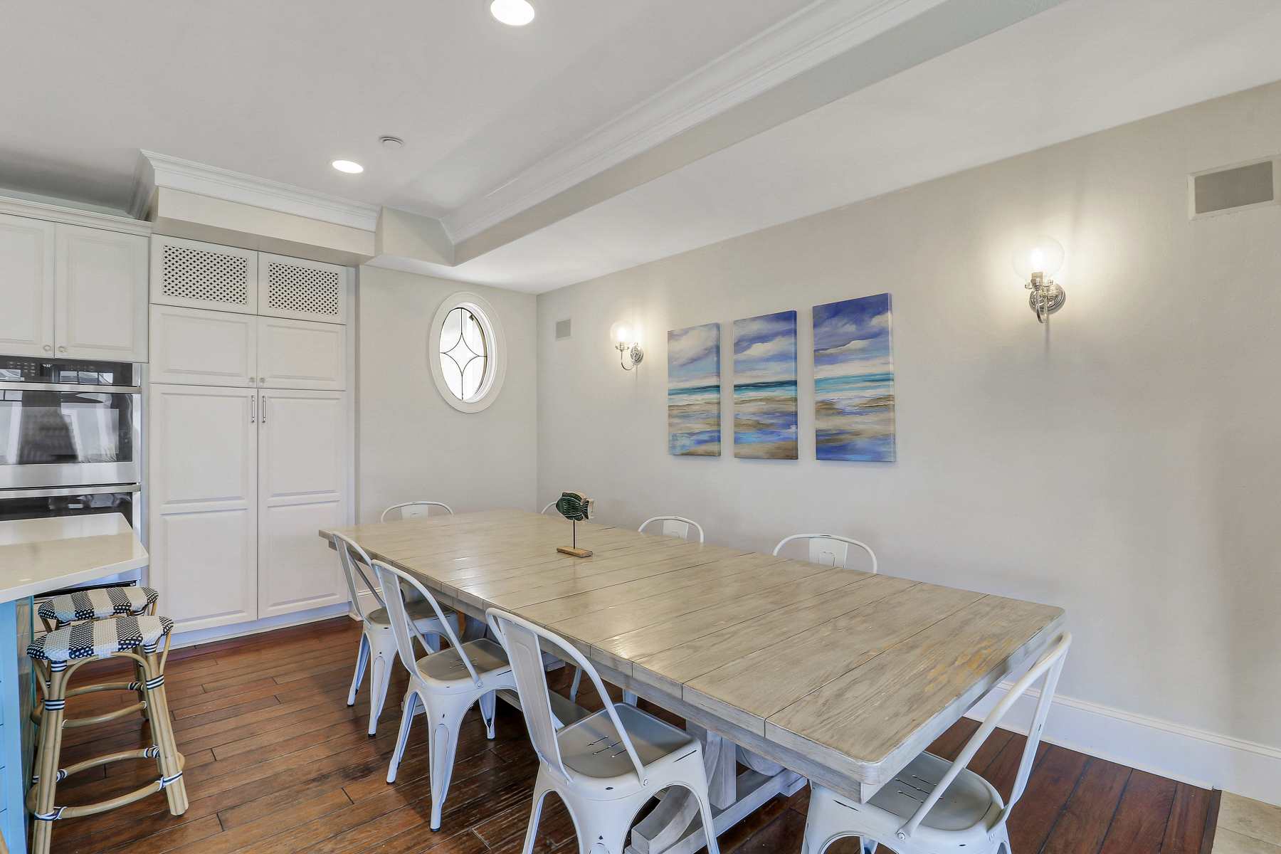 1 Collier Beach Road | Dining Table w/ seating for 8