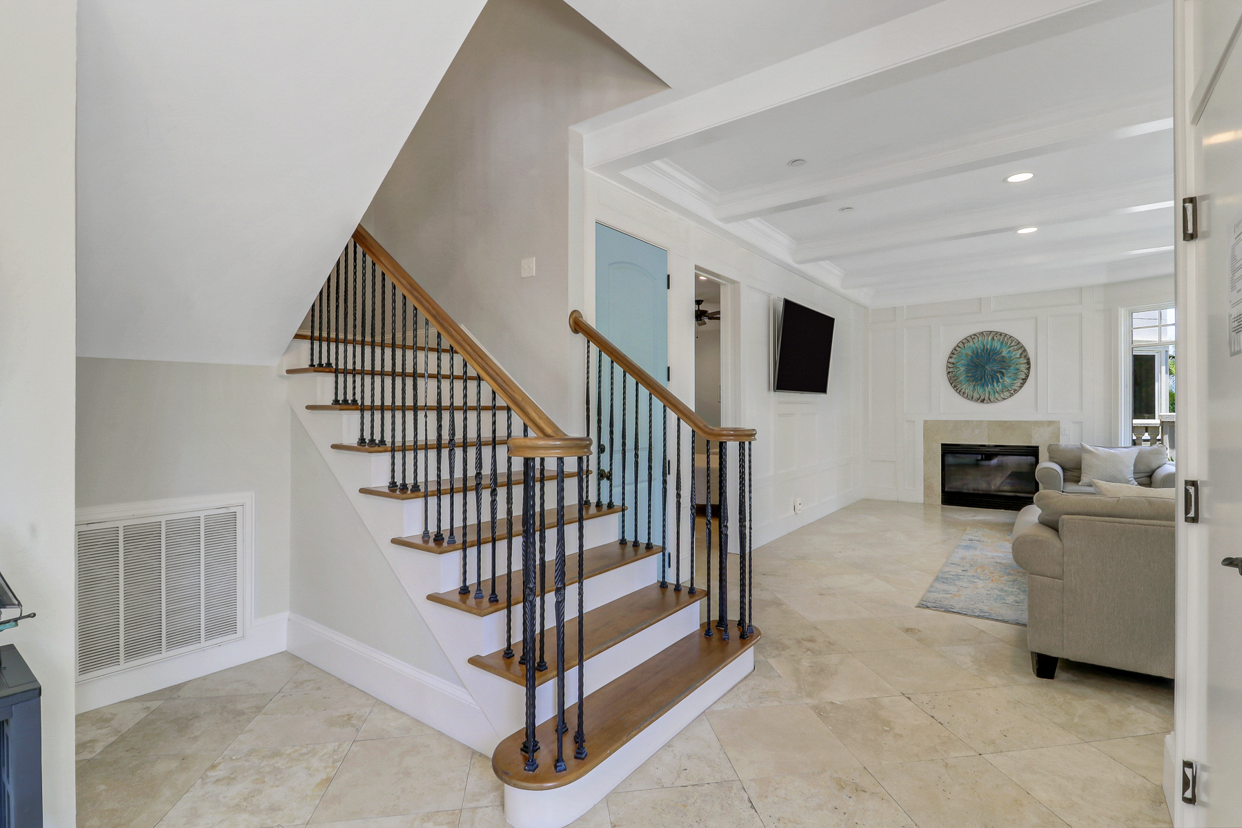 1 Collier Beach Road | Front entryway and stairway
