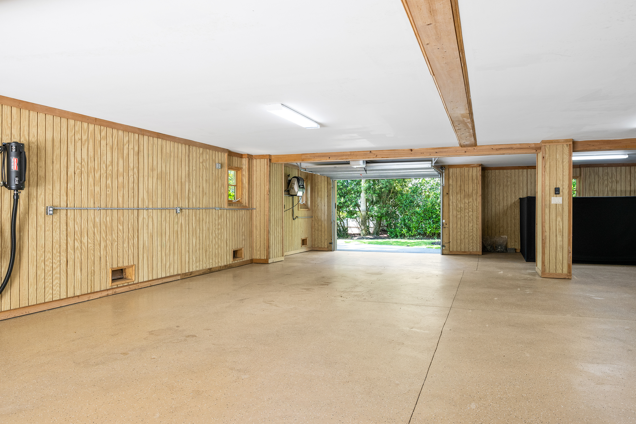 135 Mooring Buoy | Pull Through Garage w/ space for 2 cars