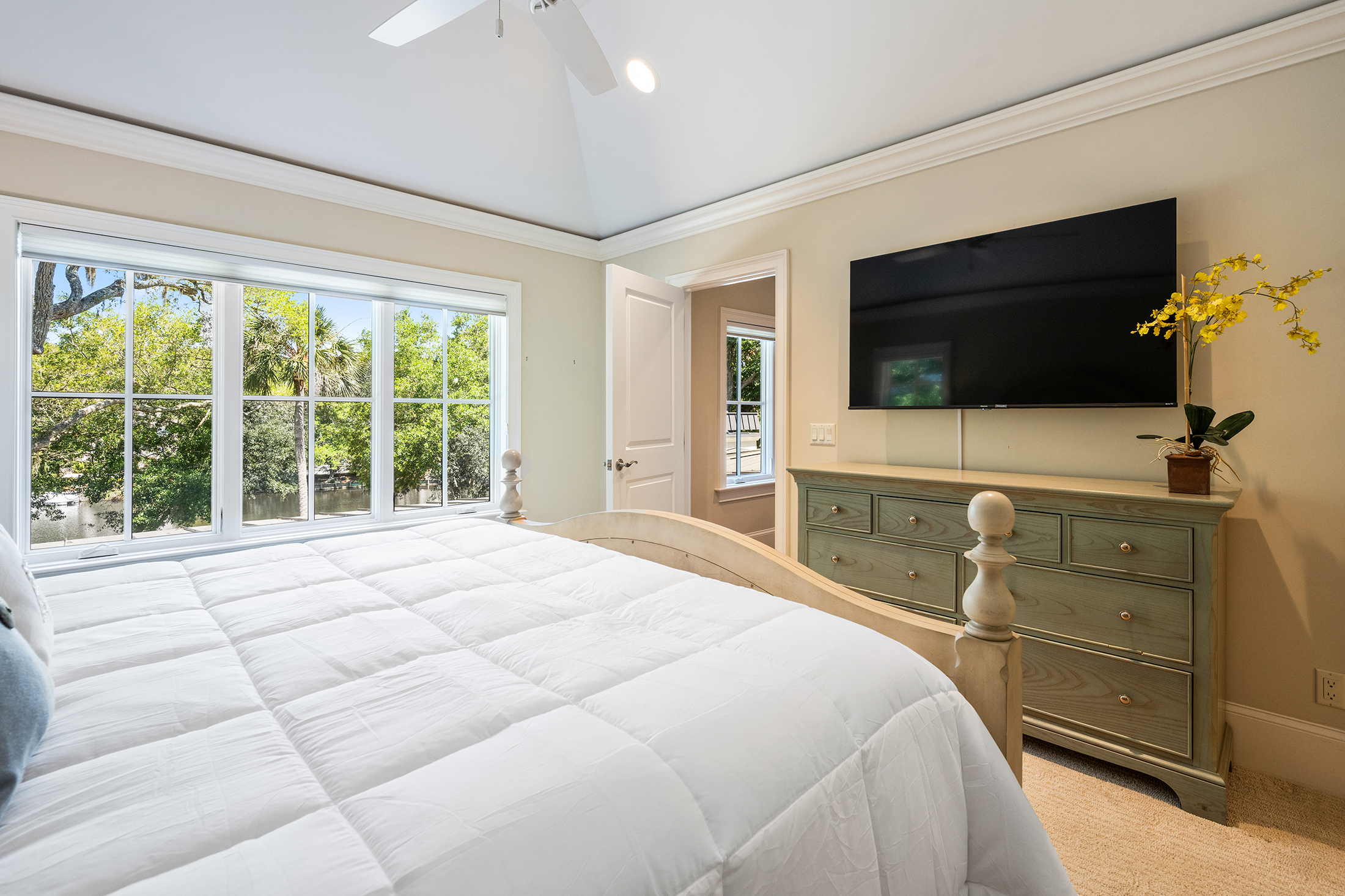 135 Mooring Buoy | Bedroom 4 King Bed w/ lagoon views