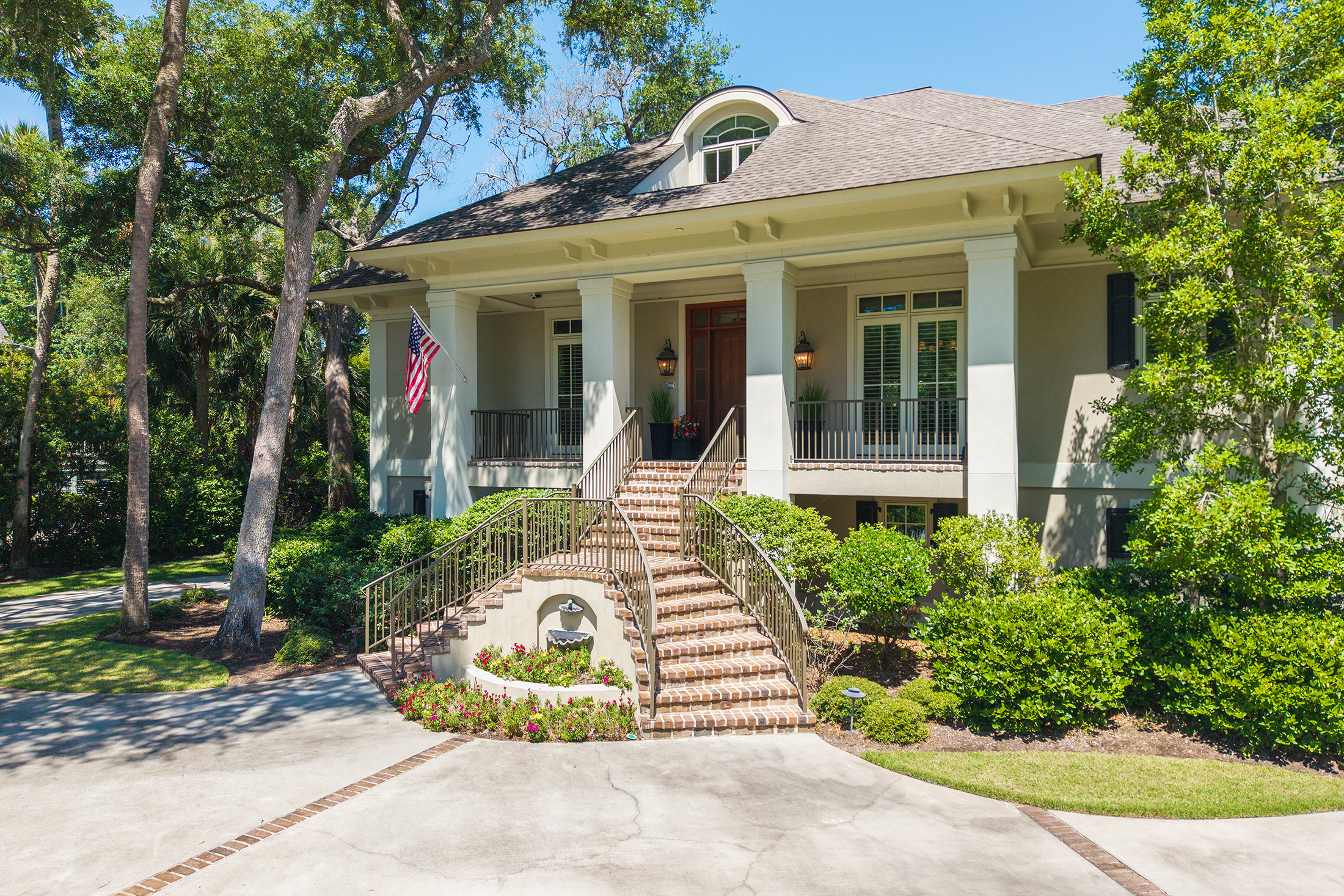 135 Mooring Buoy | Front of house