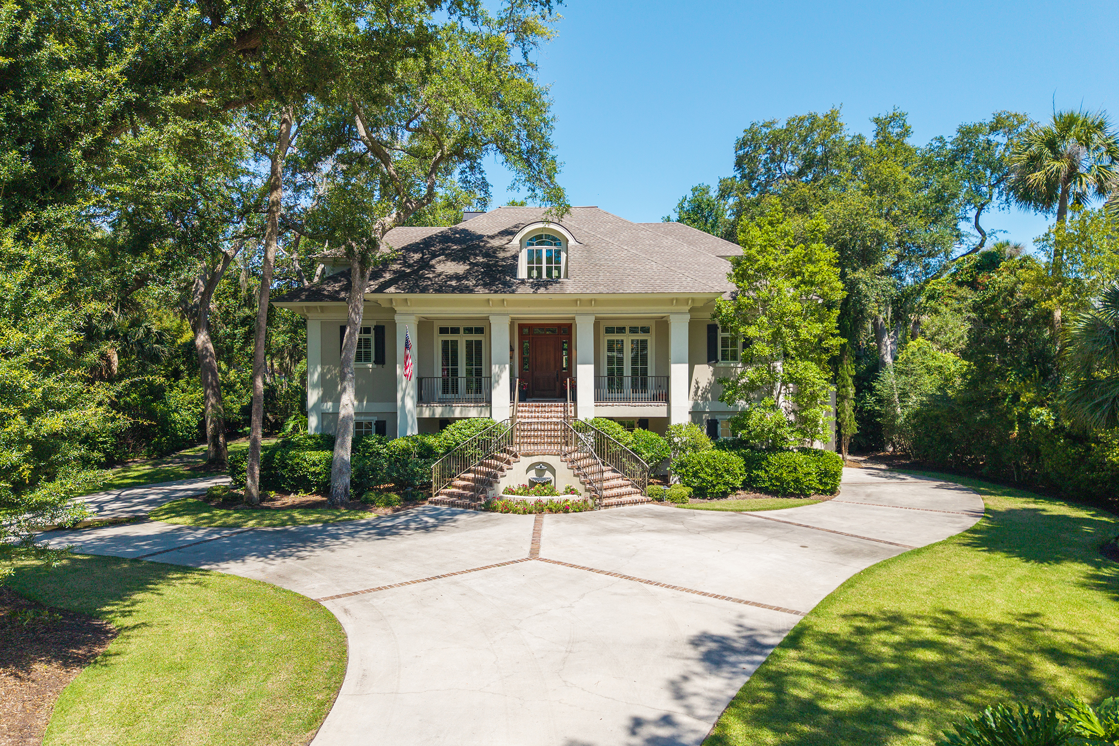 135 Mooring Buoy | Front of house