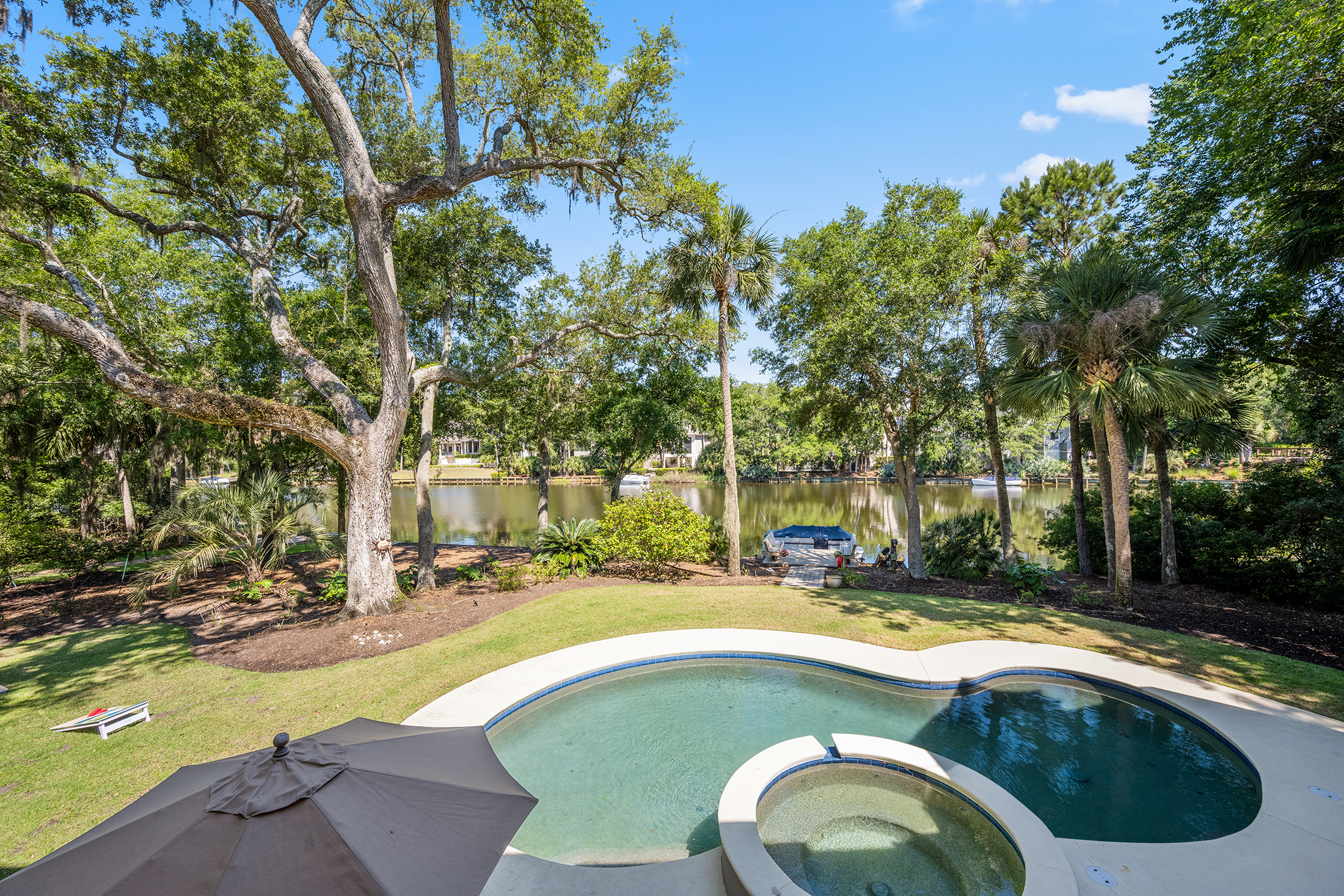 135 Mooring Buoy | Backyard views from the balcony area