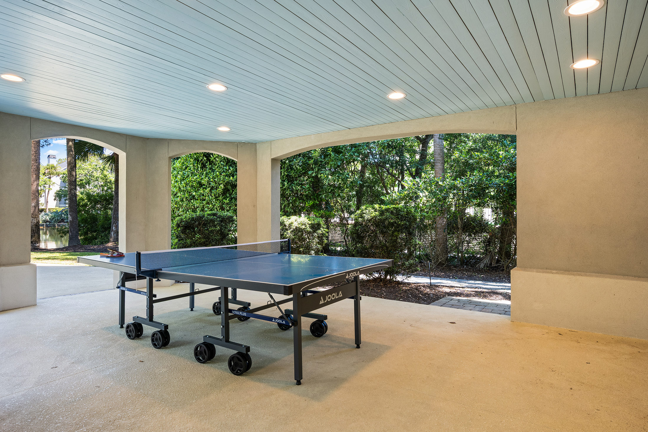 135 Mooring Buoy | Outdoor ping pong table