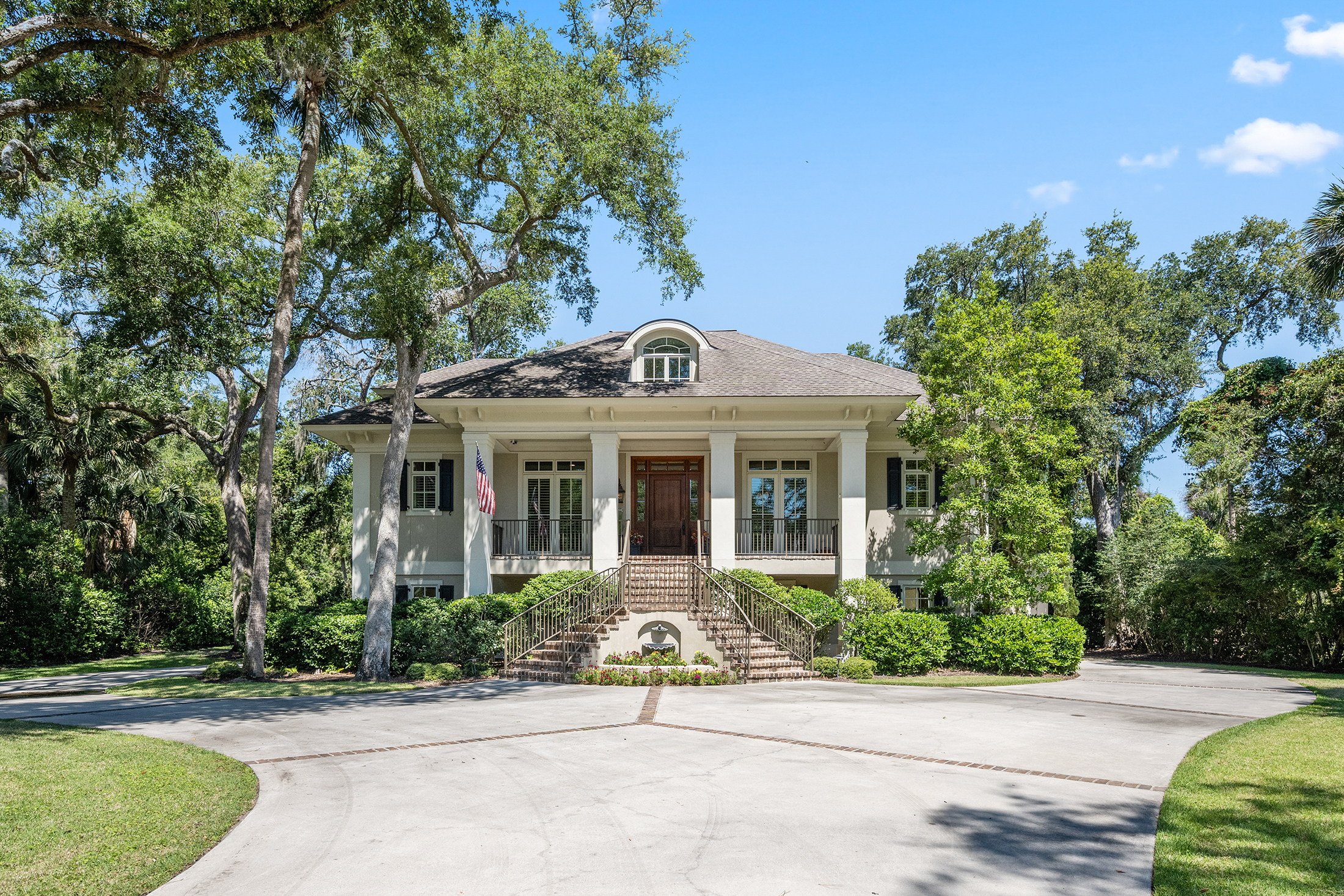 135 Mooring Buoy | Front of house