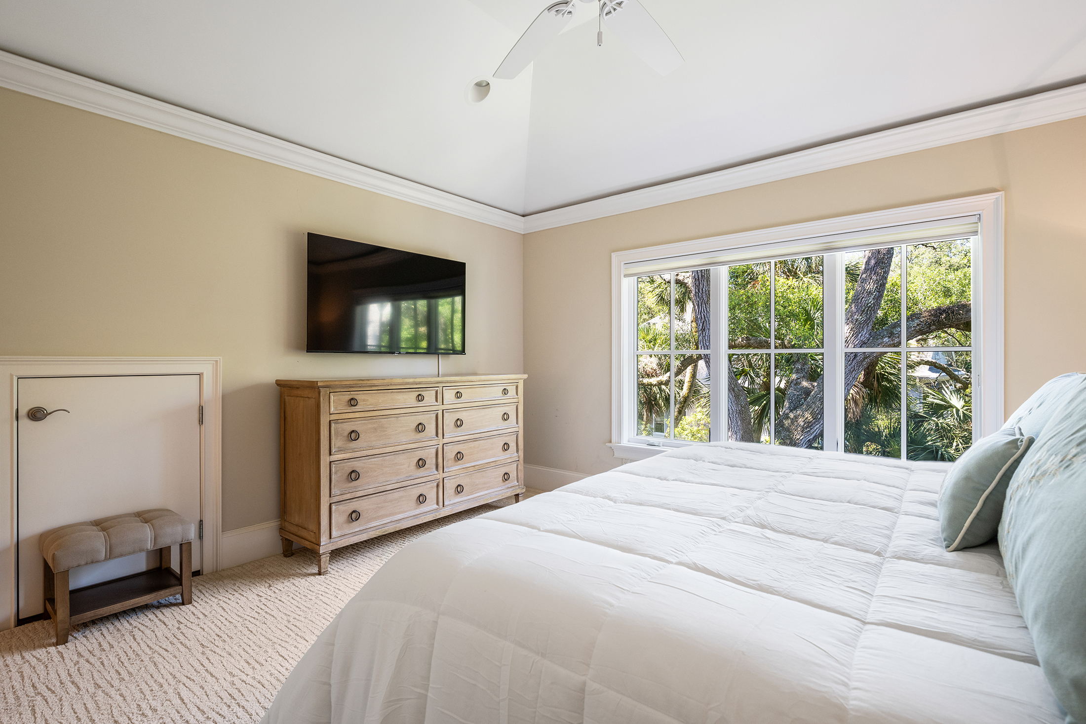 135 Mooring Buoy | Bedroom 3 King bed w/ ensuite bathroom