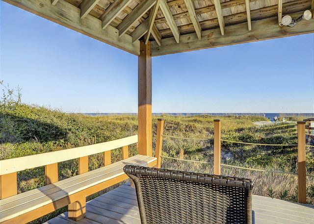 3203 Island Club