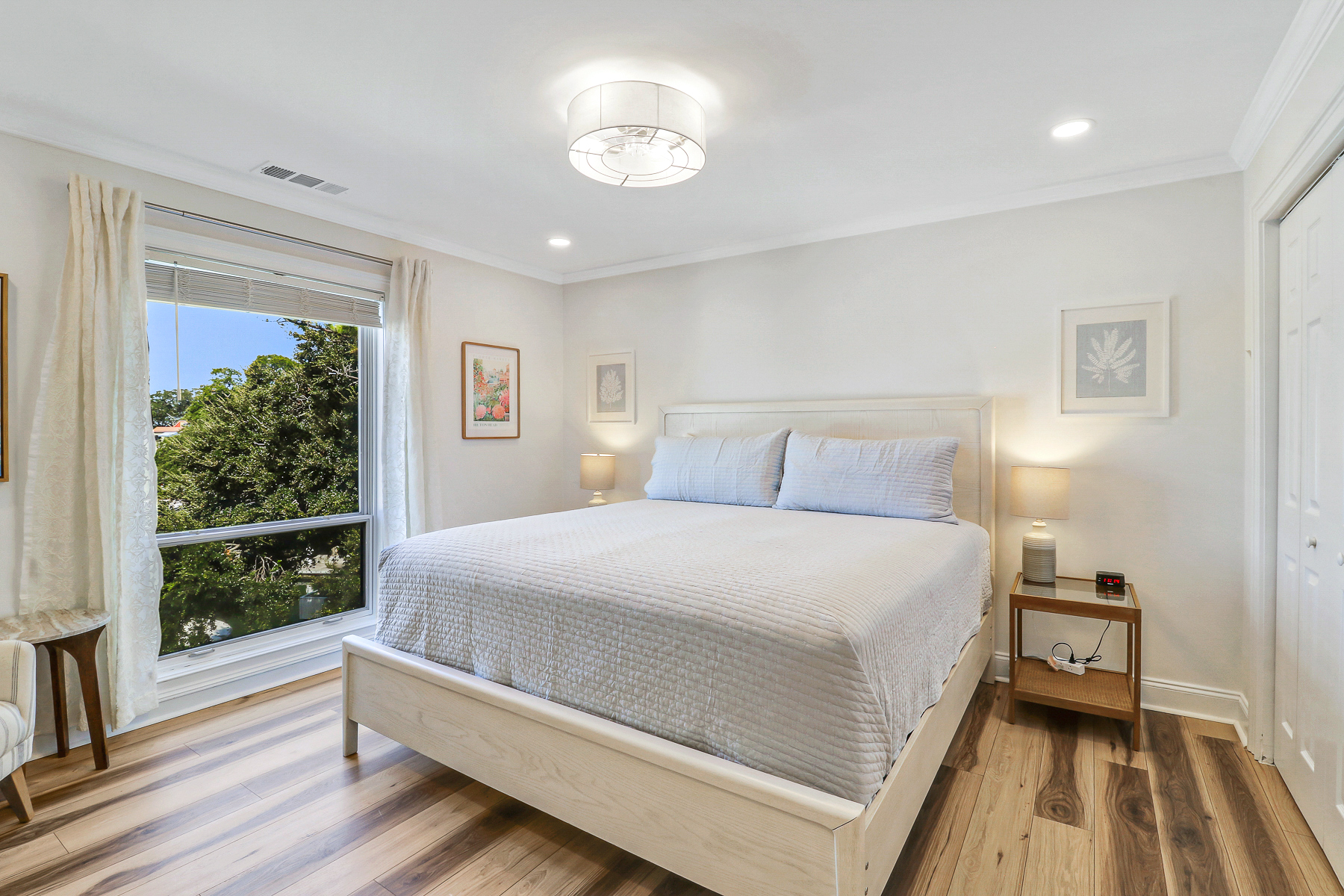 858 Ketch Court | Bedroom King Bed w/ lighthouse views 
