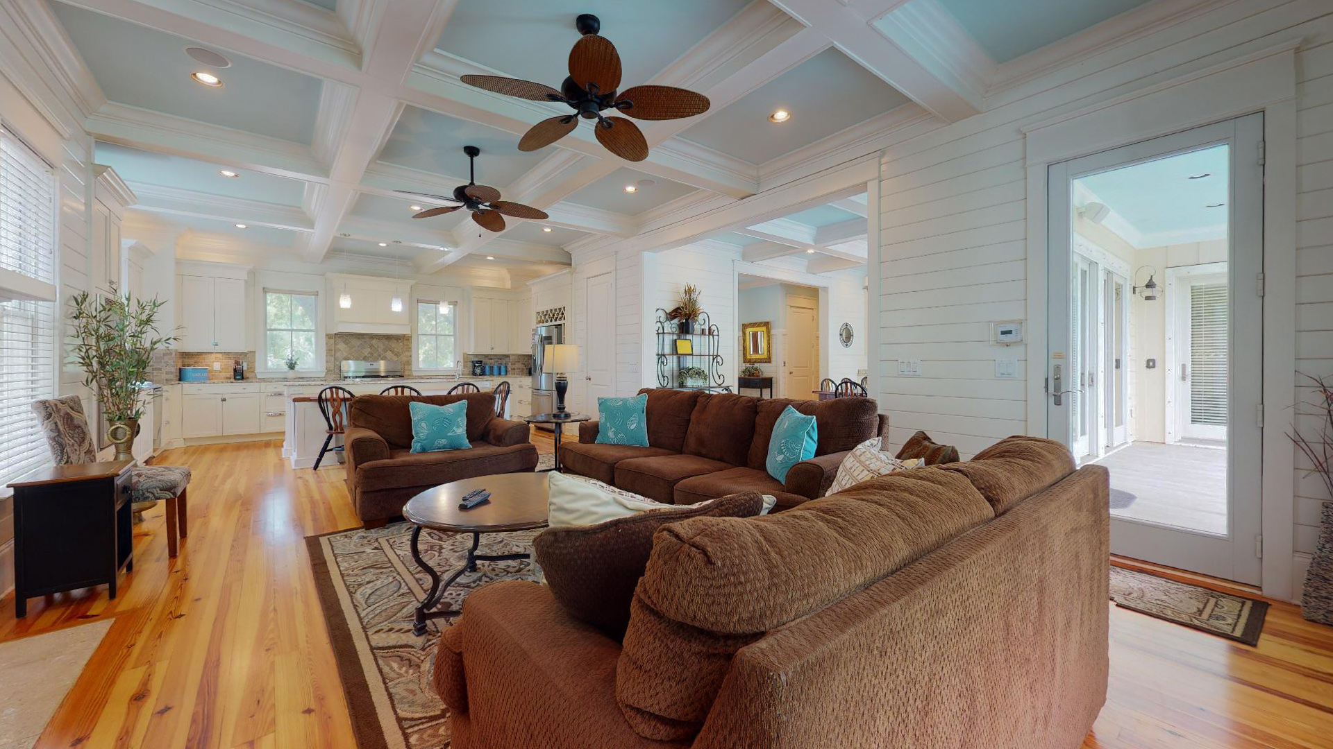 41st Ave 14 | Photo 3