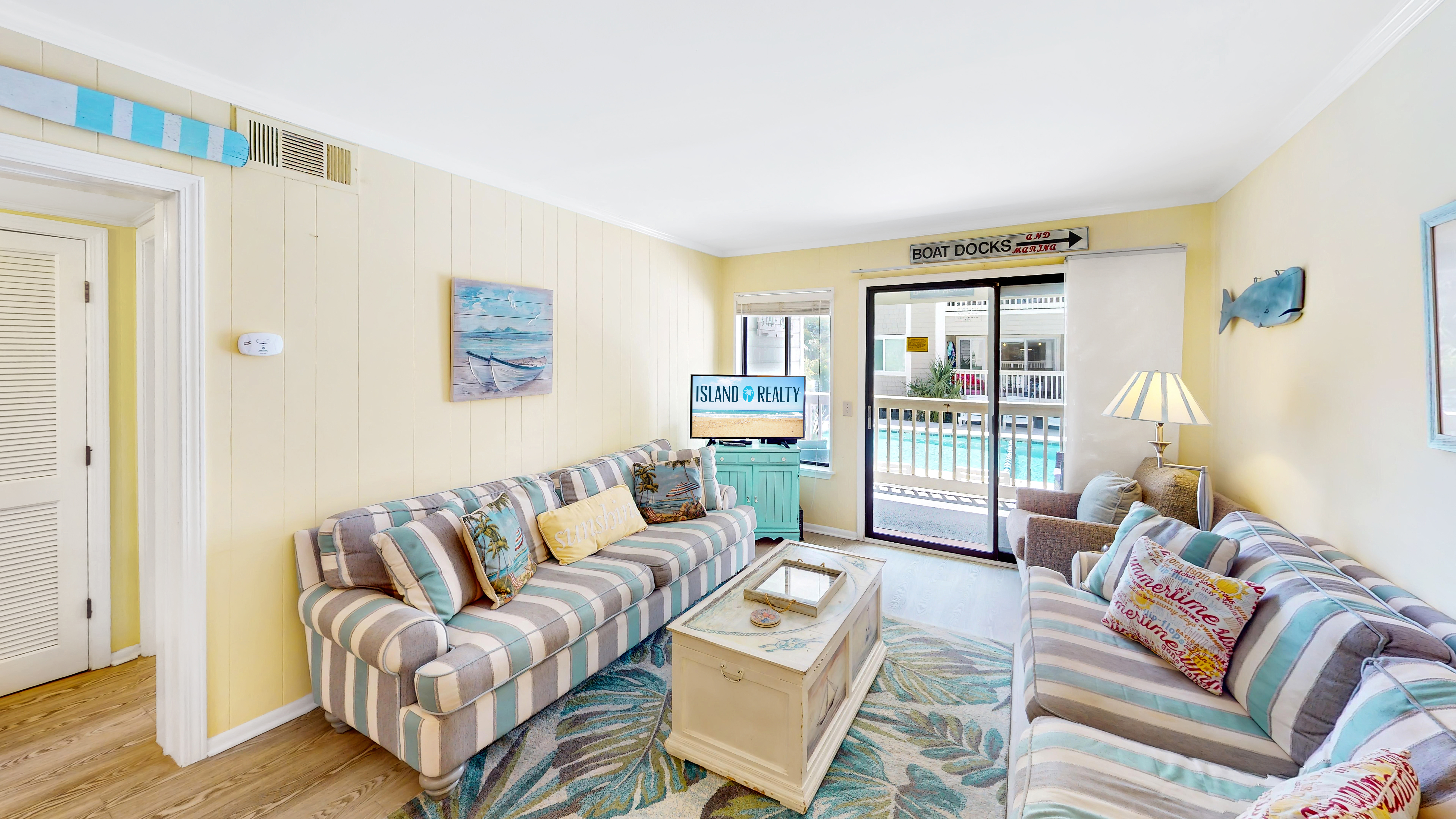 Oceanside B 105 | Photo 3