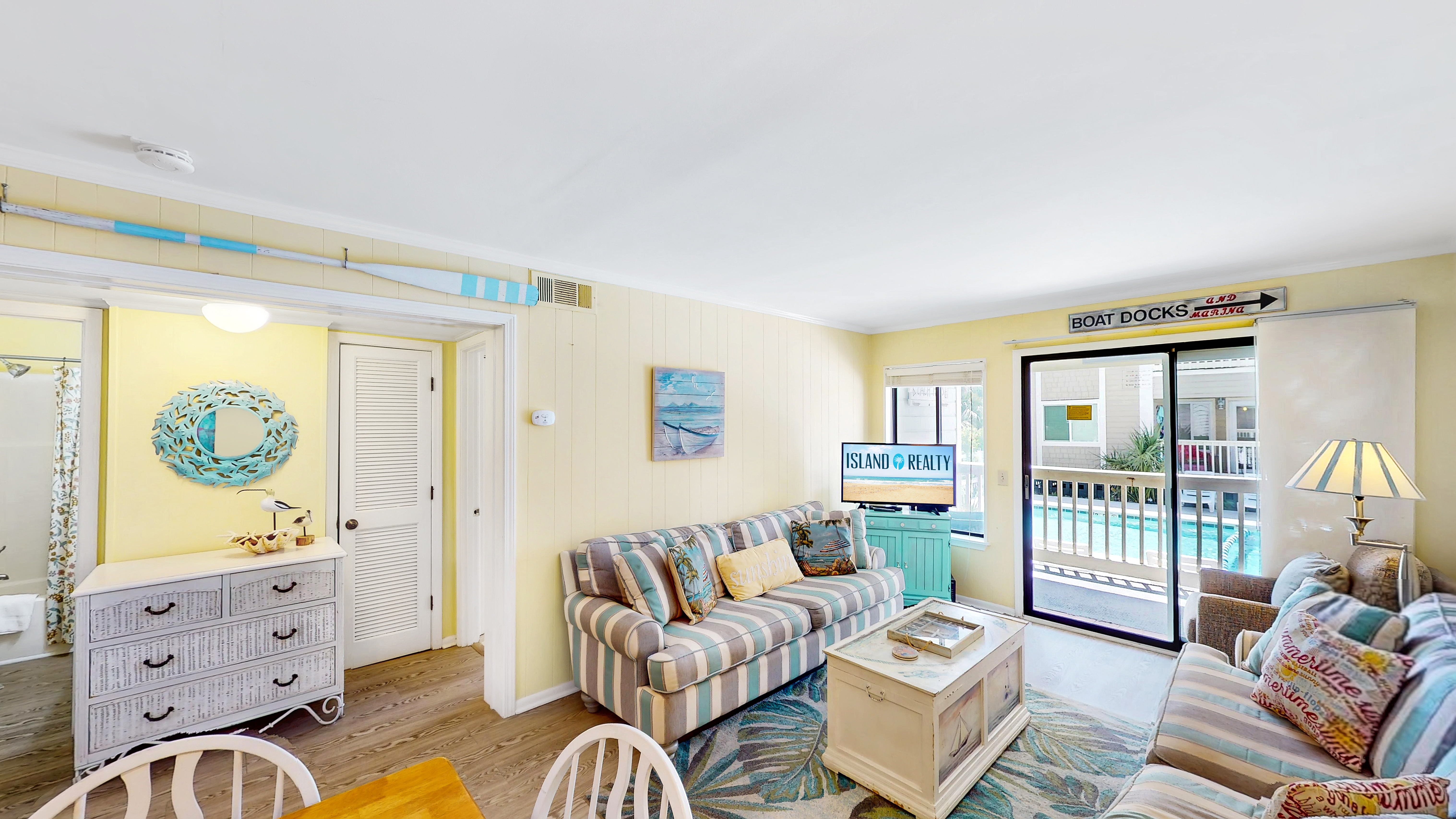 Oceanside B 105 | Photo 2