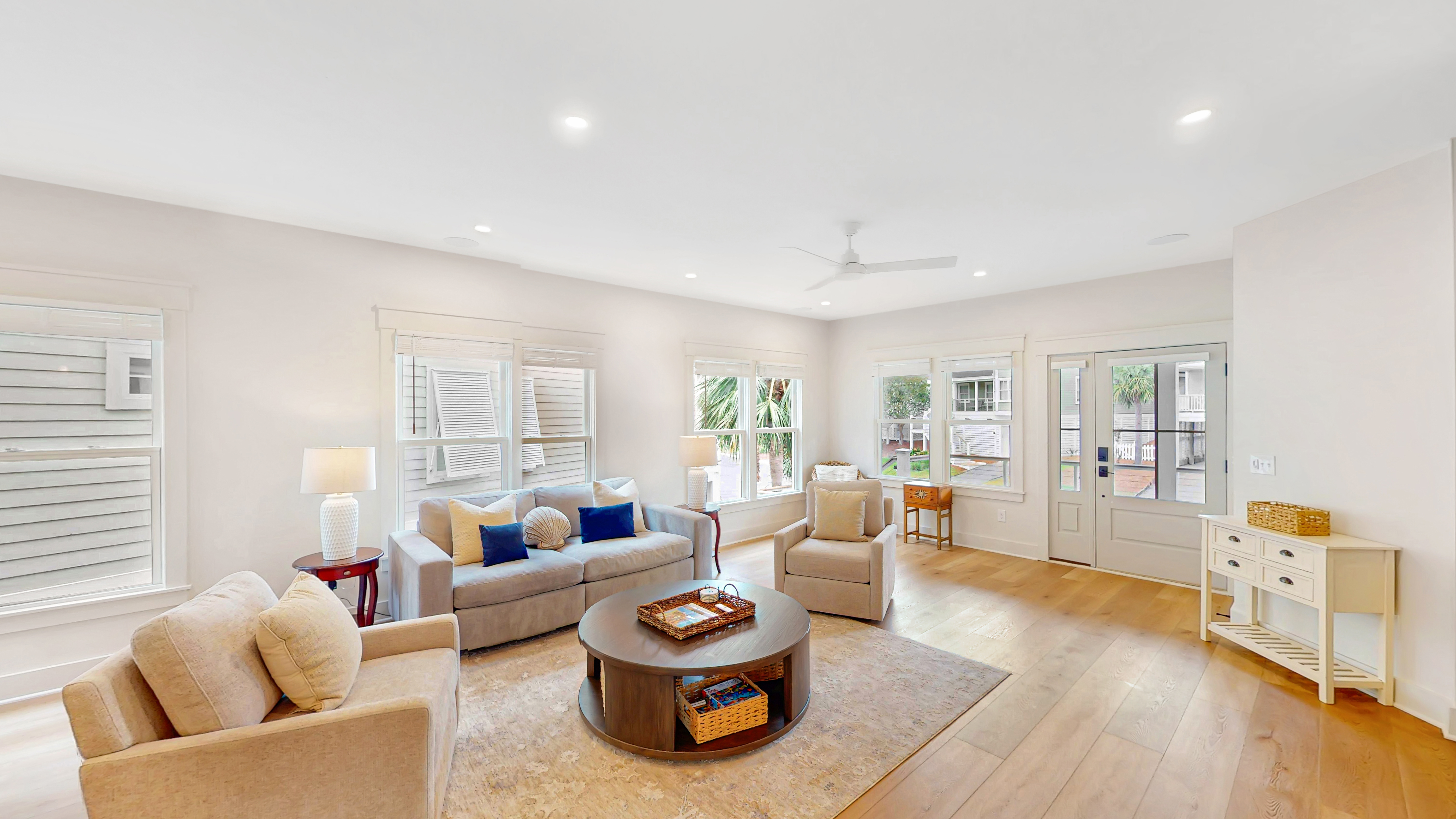 Pelican Bay 54 | Photo 3