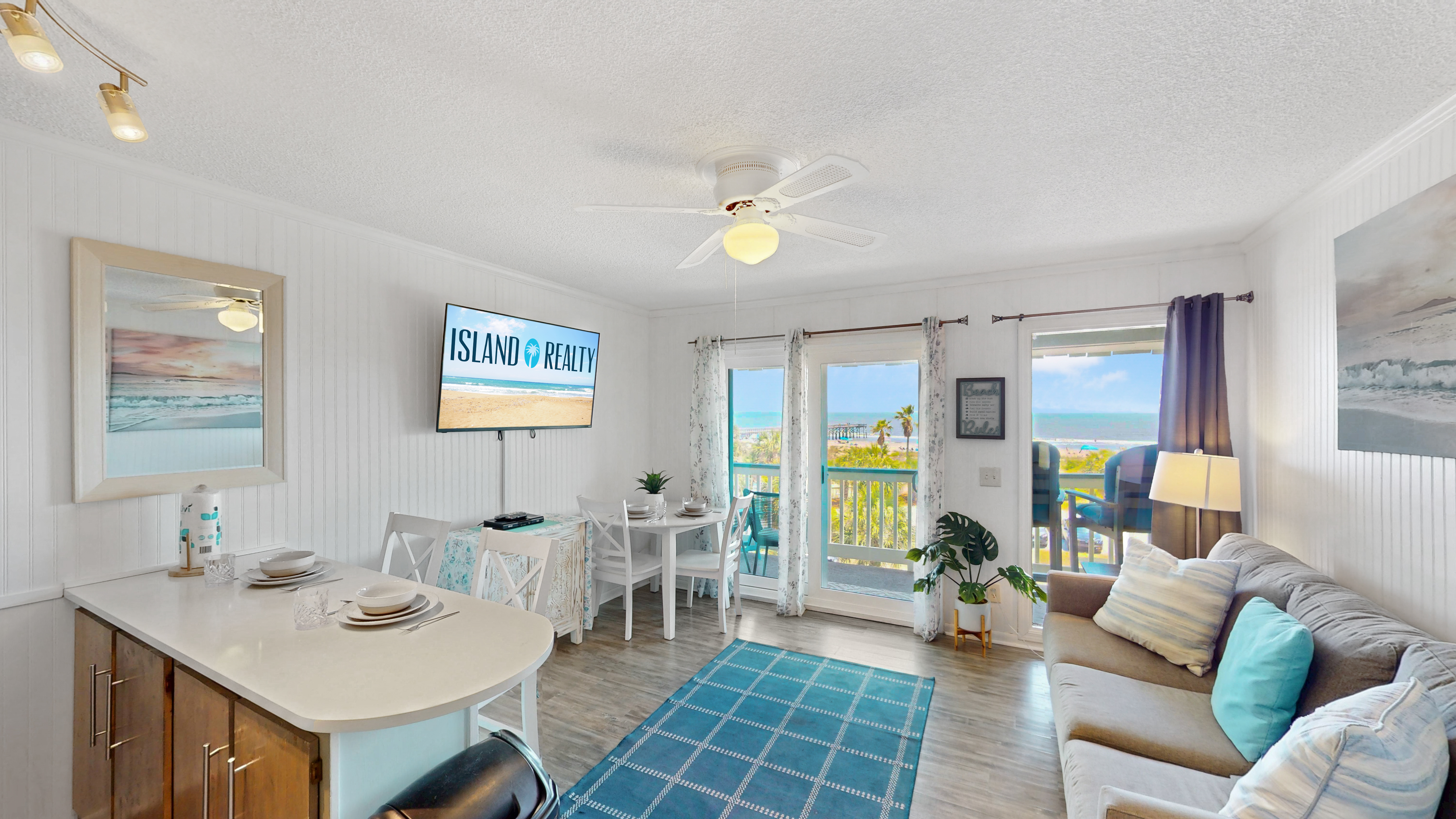 Sea Cabin 332 C