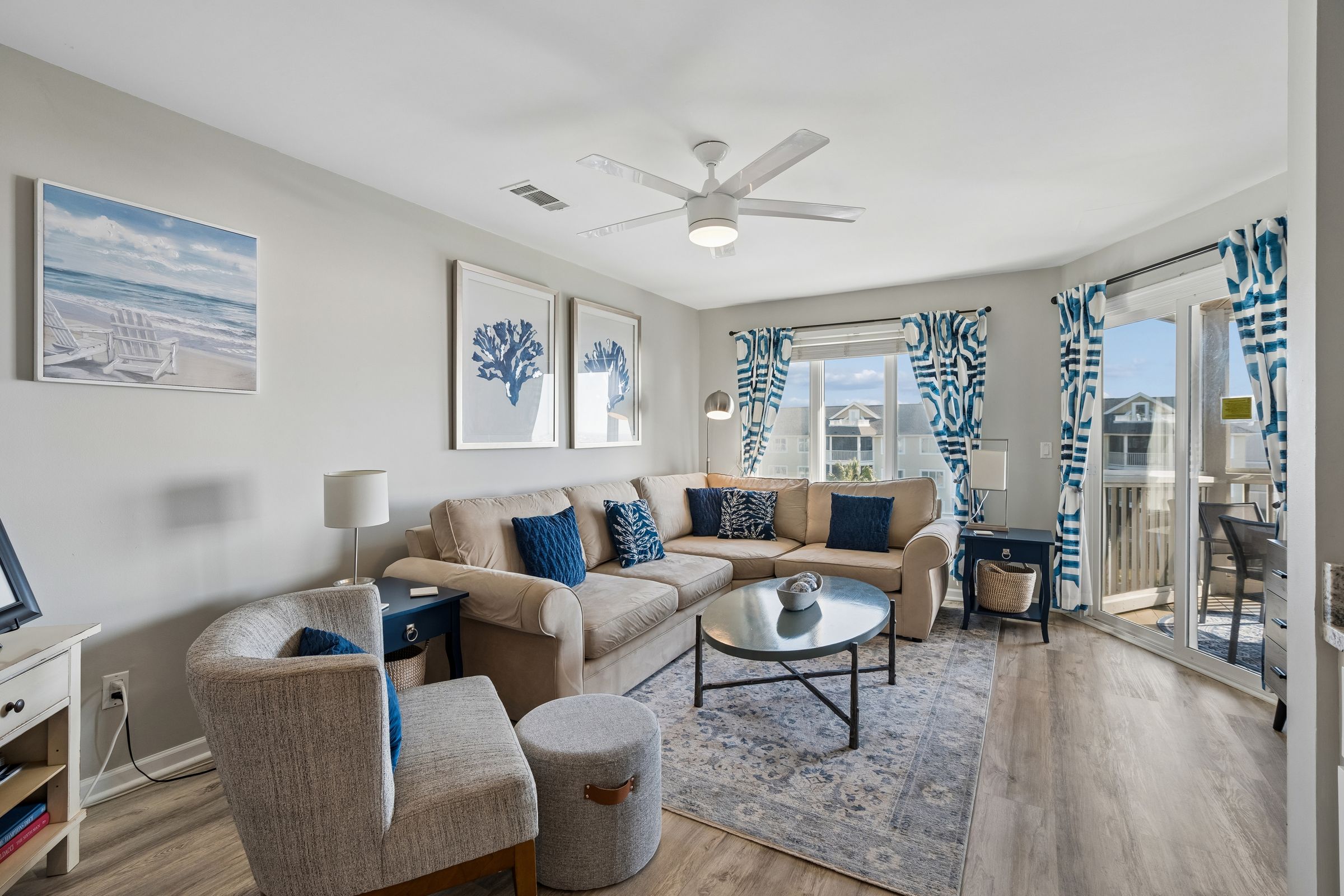 Tidewater I 302 | Photo 1