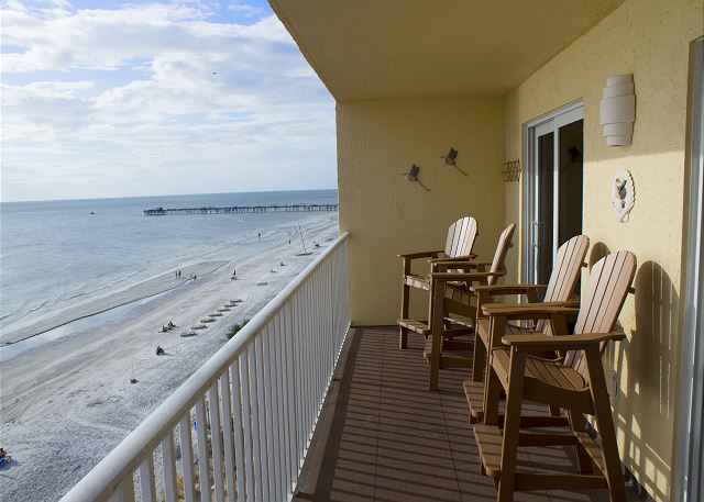 JC Resorts - Vacation Rental -Ram Sea 610 - Bar height chairs provide a clear view with seating for 6