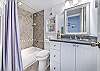 JC Resorts - Vacation Rental - Sand Dollar 209 -Indian Shores - Main Bathroom 