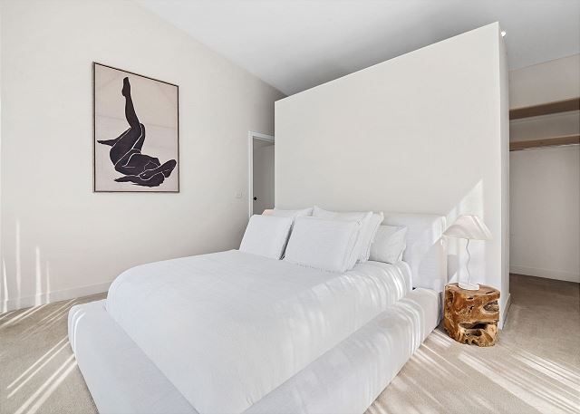 Skylit Coastal Retreat in a Quiet Enclave