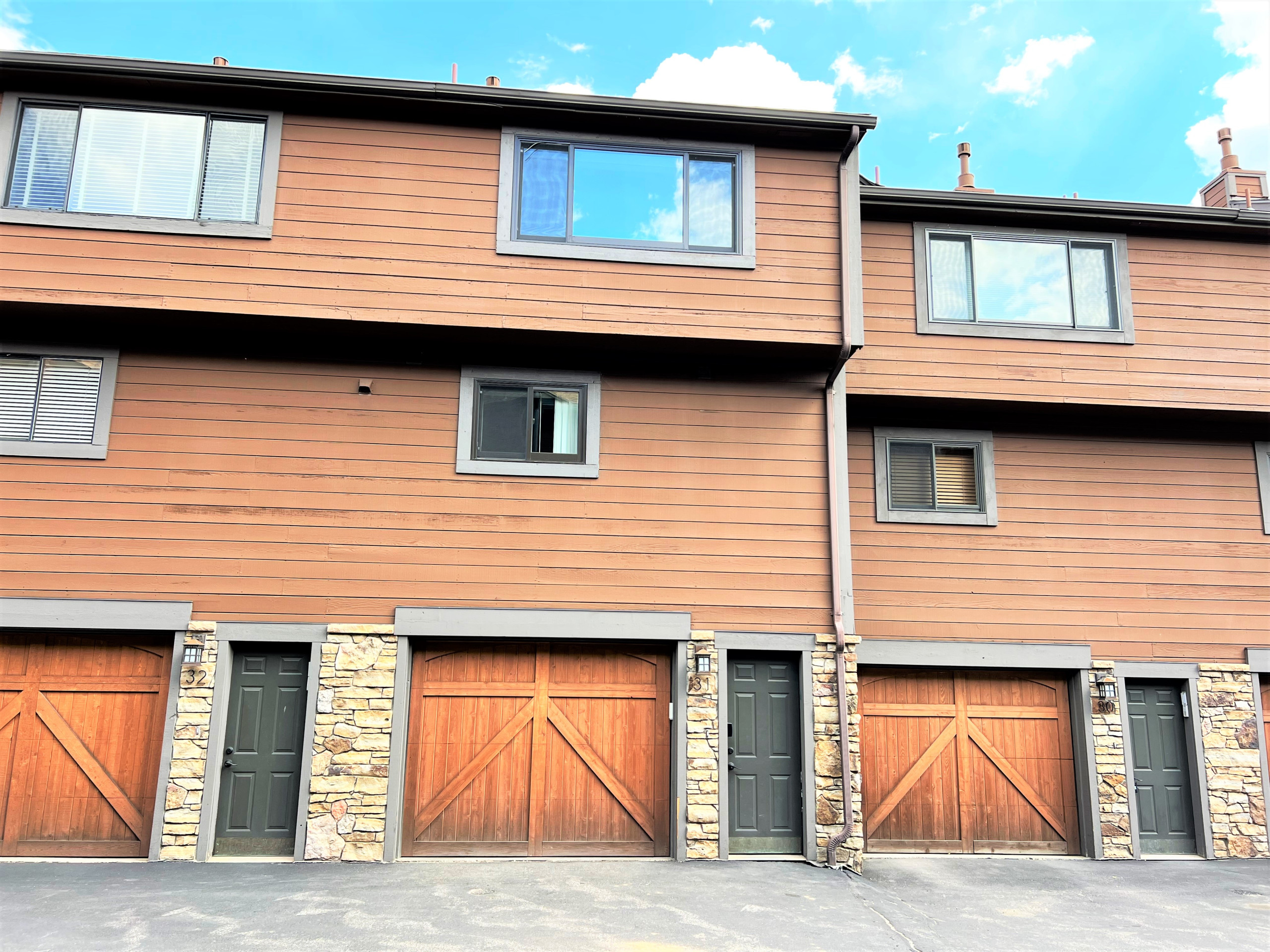 Winterpoint Apres Ski Townhome - Walk to Main St. - Pool + Hot tubs | Photo 29