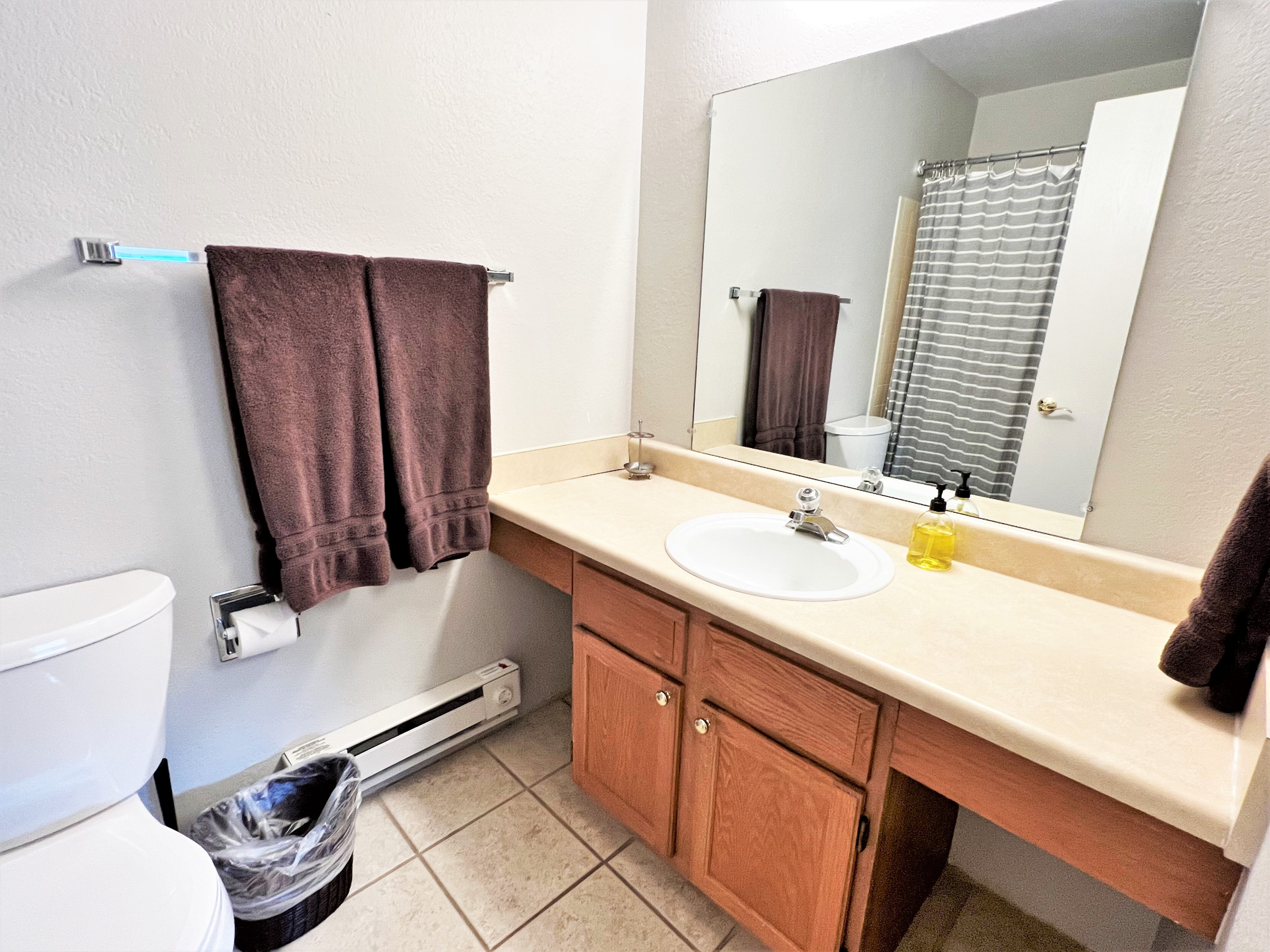Winterpoint Apres Ski Townhome - Walk to Main St. - Pool + Hot tubs | Photo 21