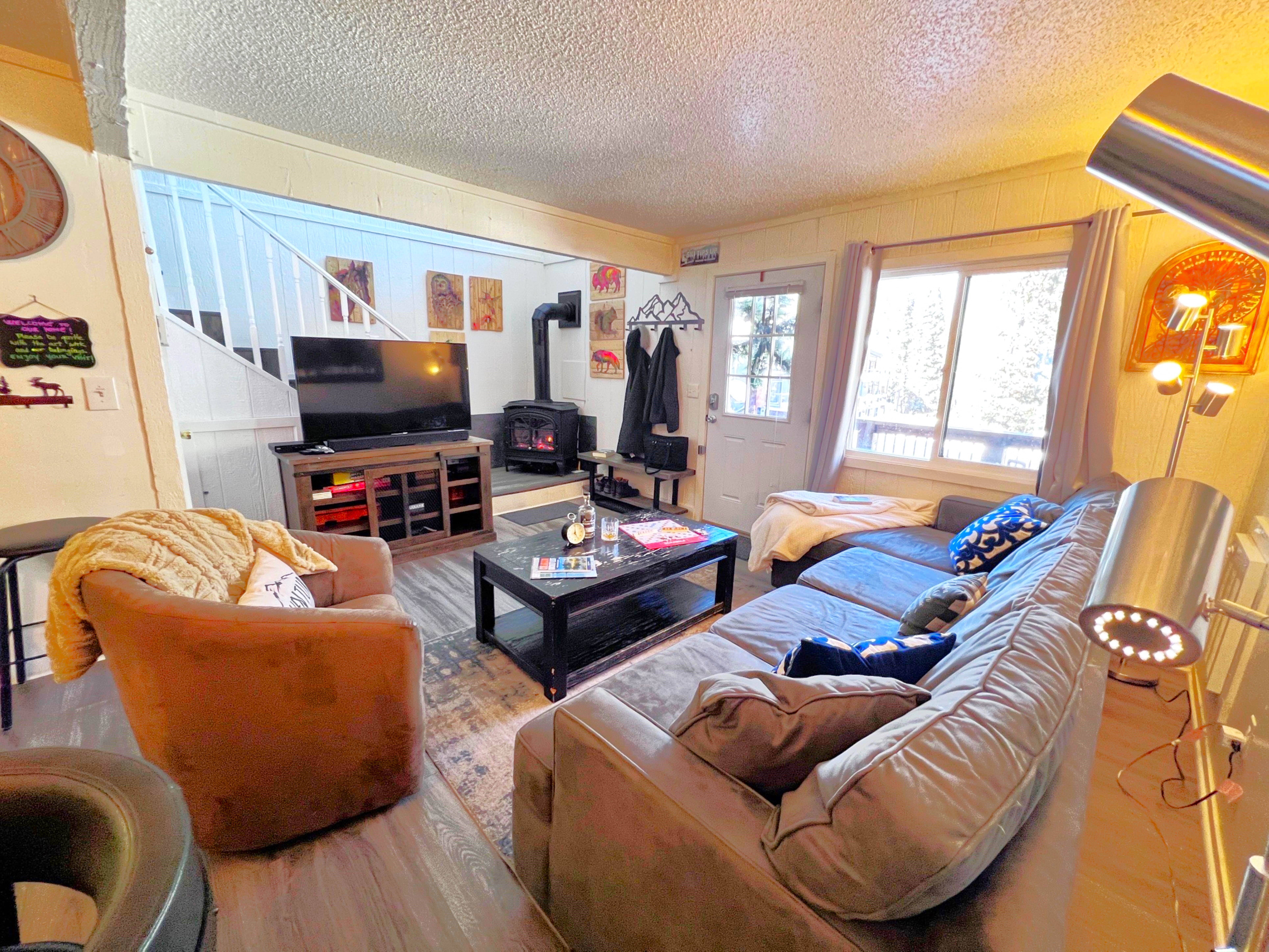 Baldy Mountain Basecamp - Pet Friendly! - Free Shuttle Access | Photo 6