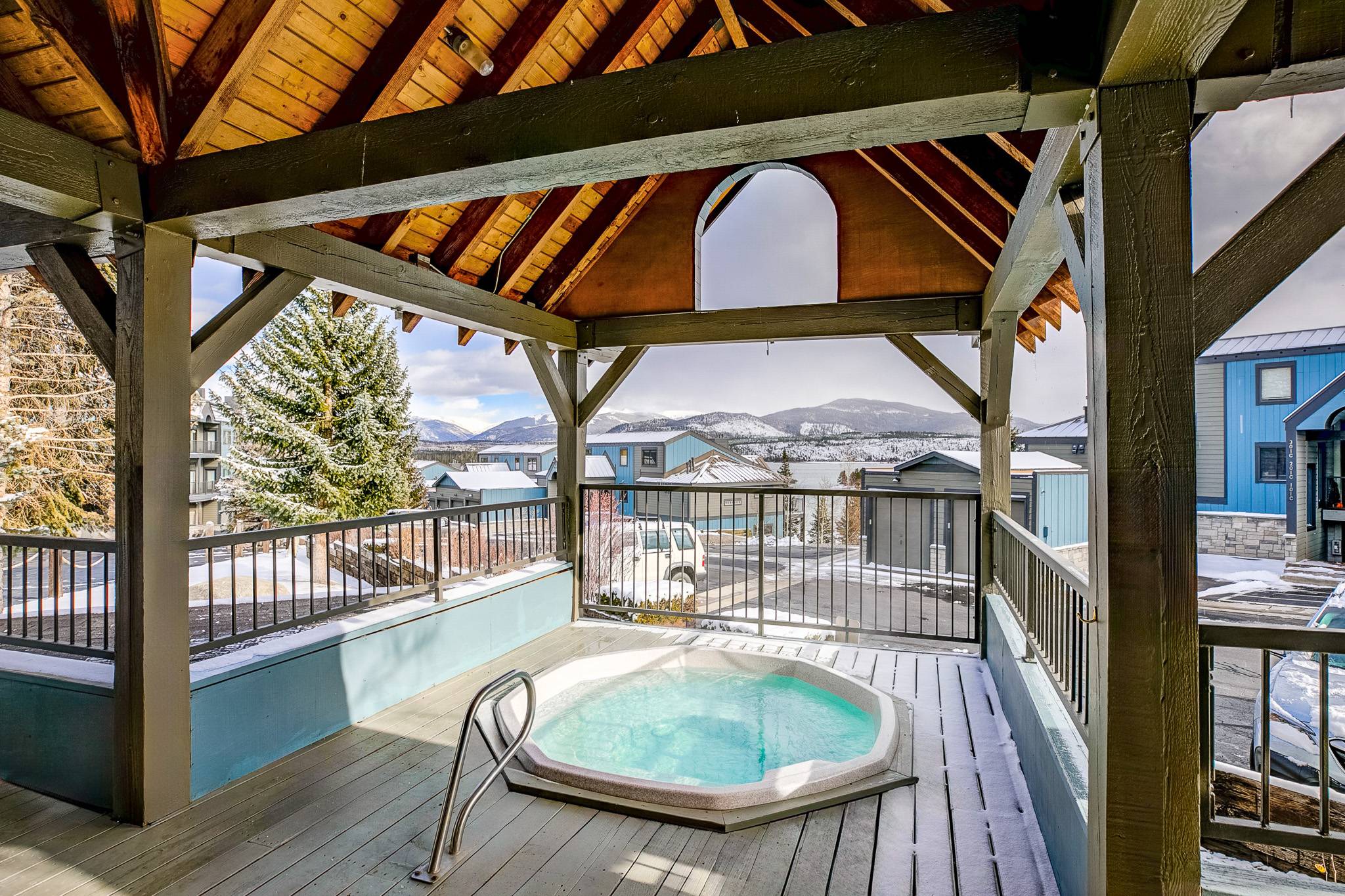 Views of Lake Dillon and surrounding mountains! Lake Forest Condo | Photo 27