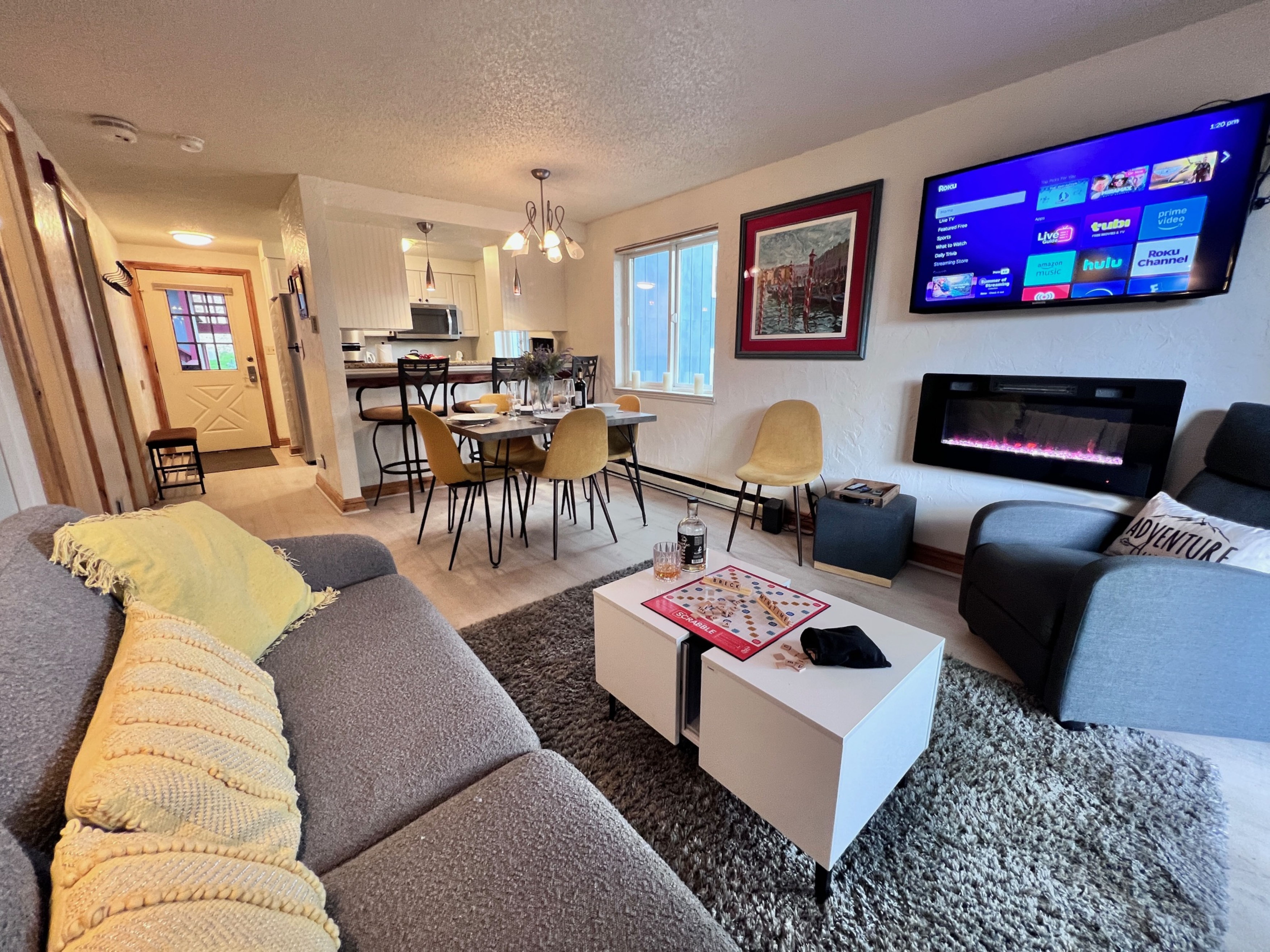 Mark IX Alpine Condo - Cozy Mtn Condo - 1 mile to Breck Main St + Slopes | Photo 6