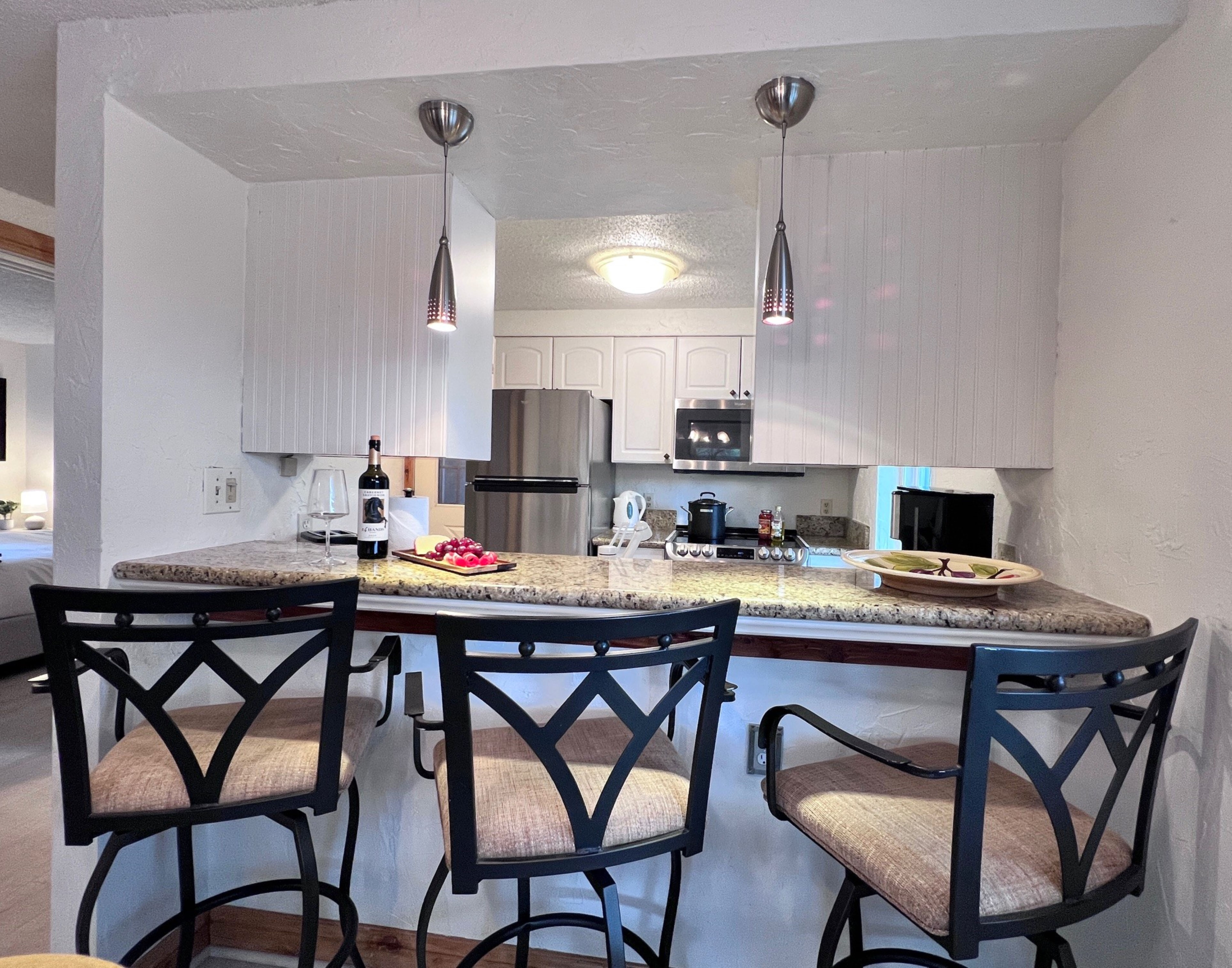 Mark IX Alpine Condo - Cozy Mtn Condo - 1 mile to Breck Main St + Slopes | Photo 13