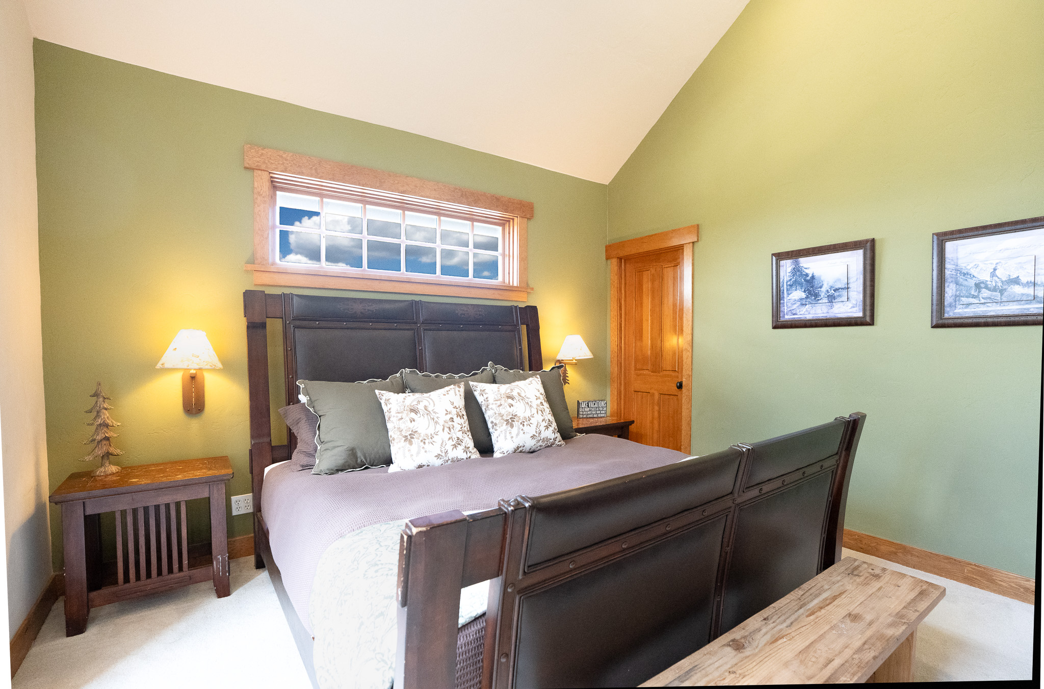 Moonstone Lodge - Hot Tub - Spacious | Photo 19