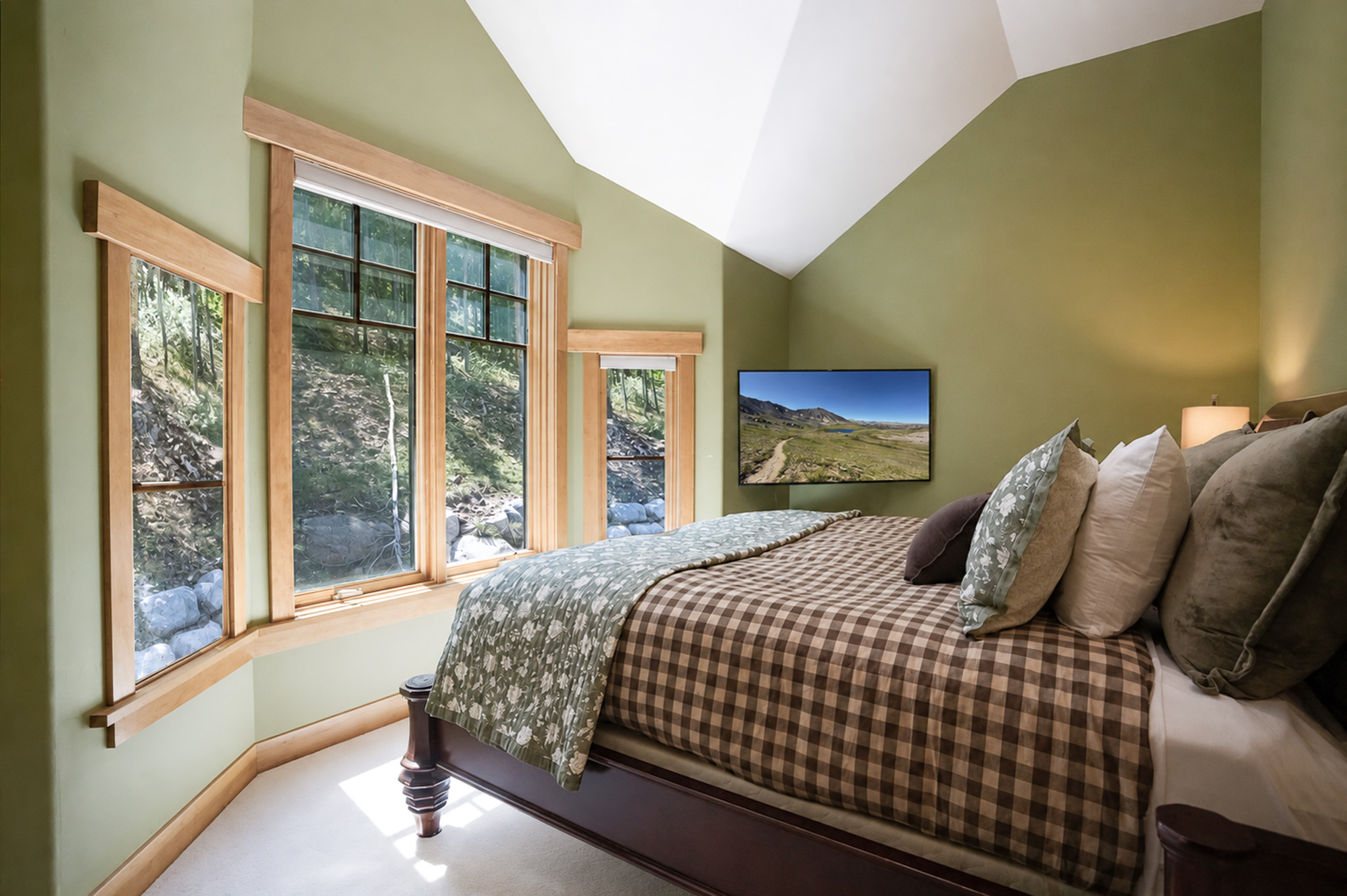 Moonstone Lodge - Hot Tub - Spacious | Photo 29