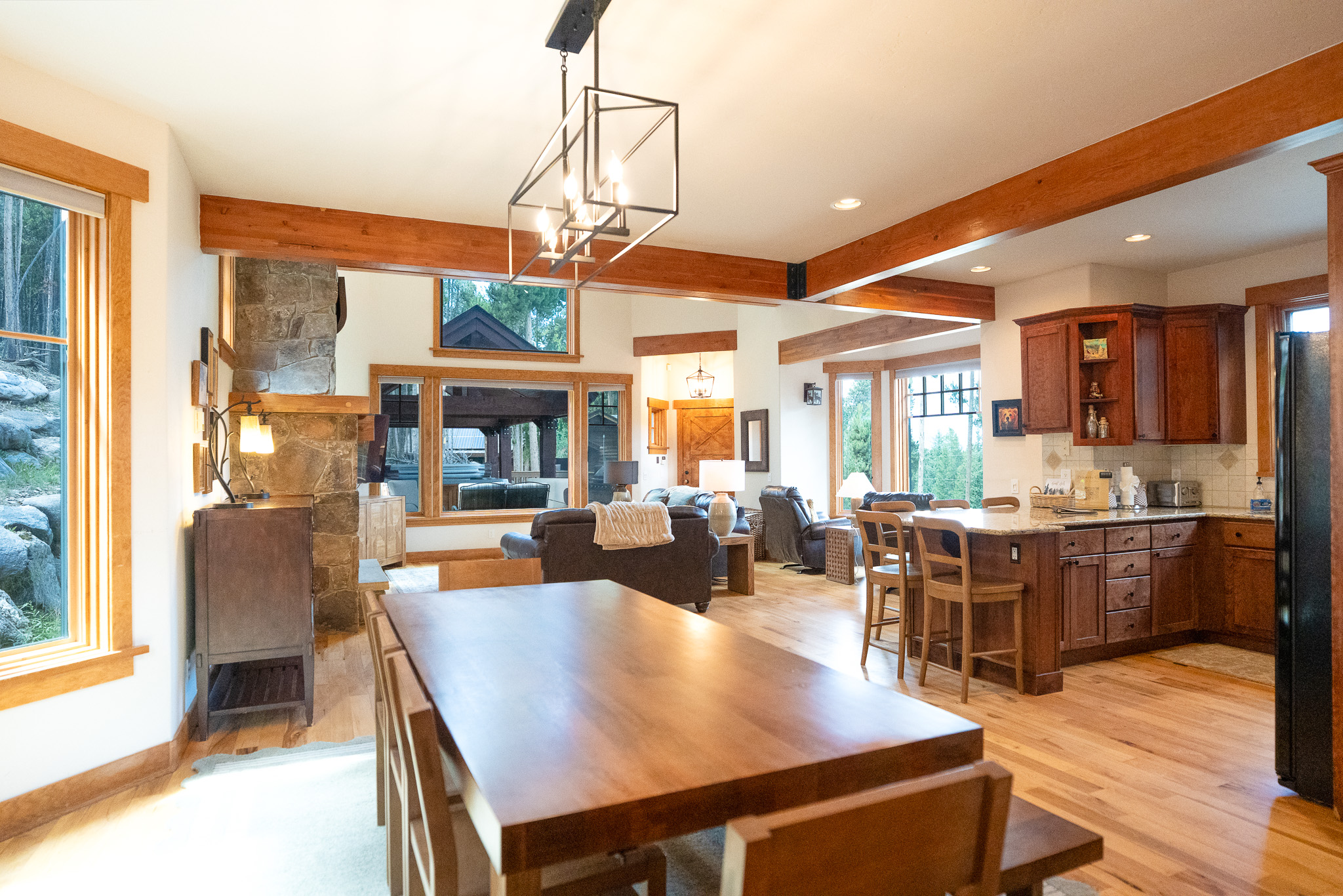 Moonstone Lodge - Hot Tub - Spacious | Photo 11