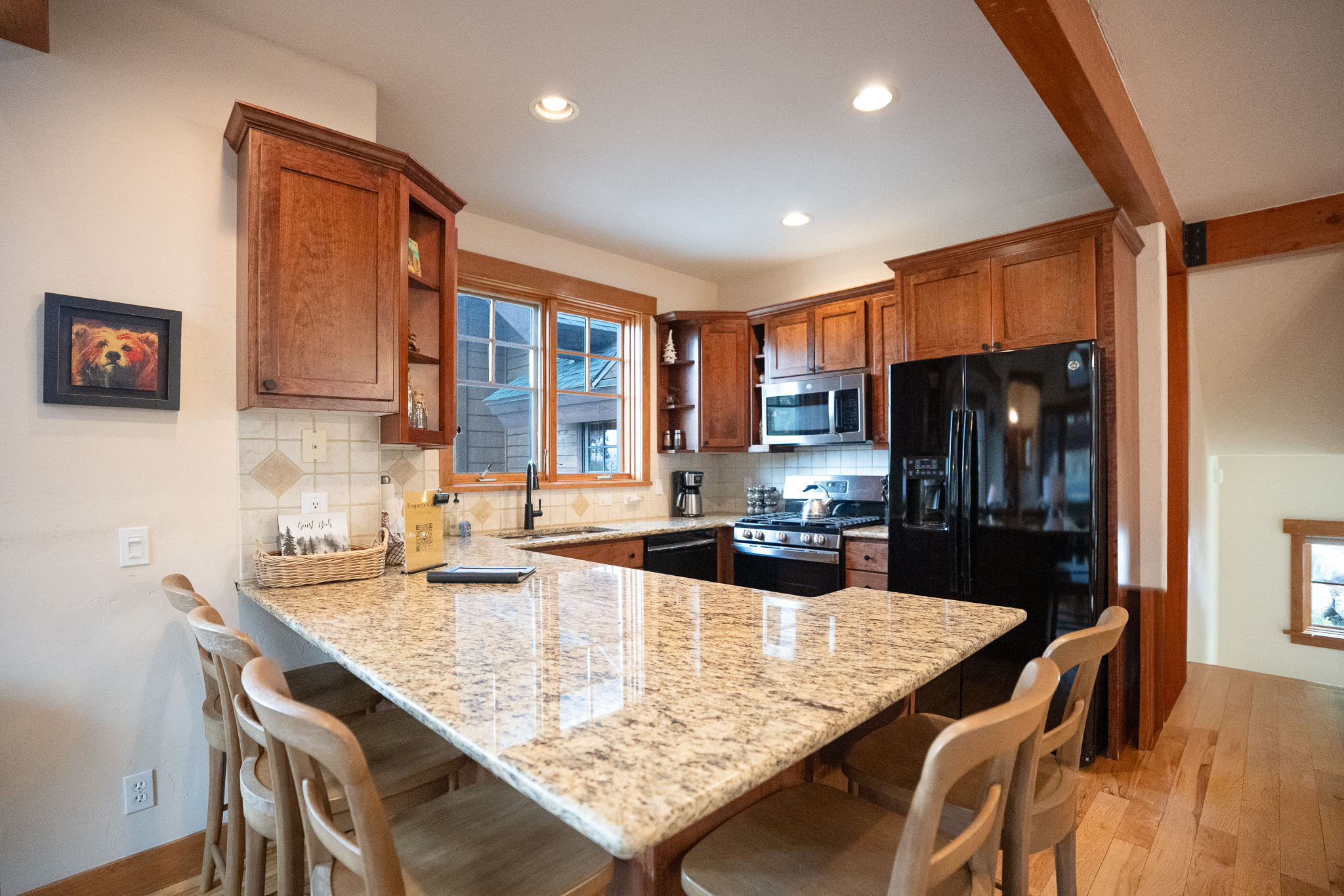 Moonstone Lodge - Hot Tub - Spacious | Photo 16