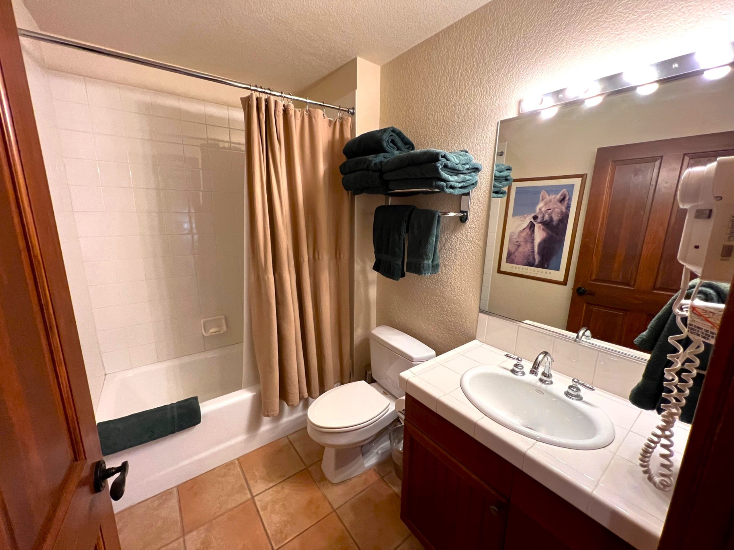 Main Street Station - Views! - Pool+ Hot Tubs - Walk to Lift | Photo 38