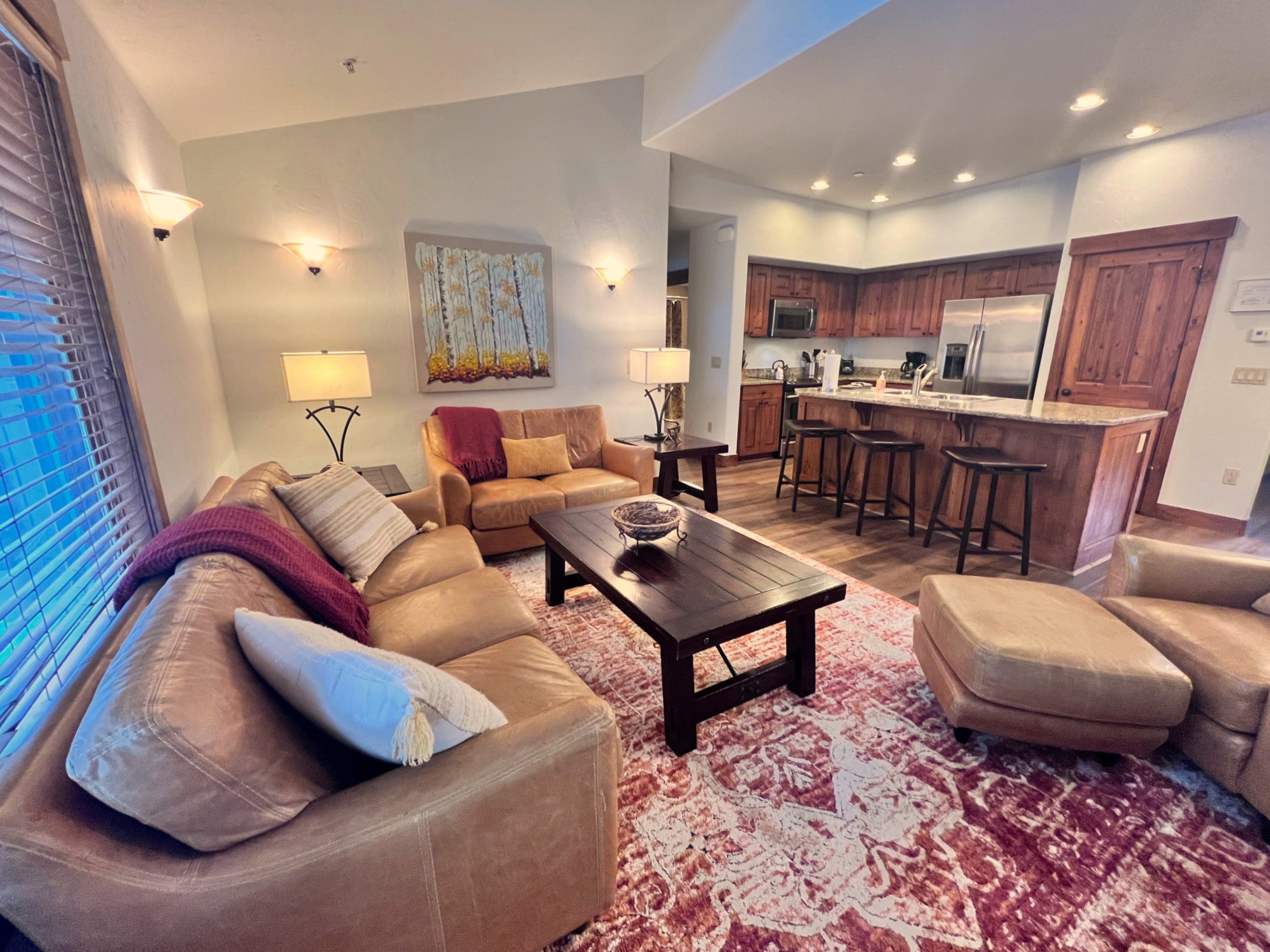 Mountain Thunder Townhome - Ski-In - Pools Hot Tubs - Walk to Main St | Photo 10