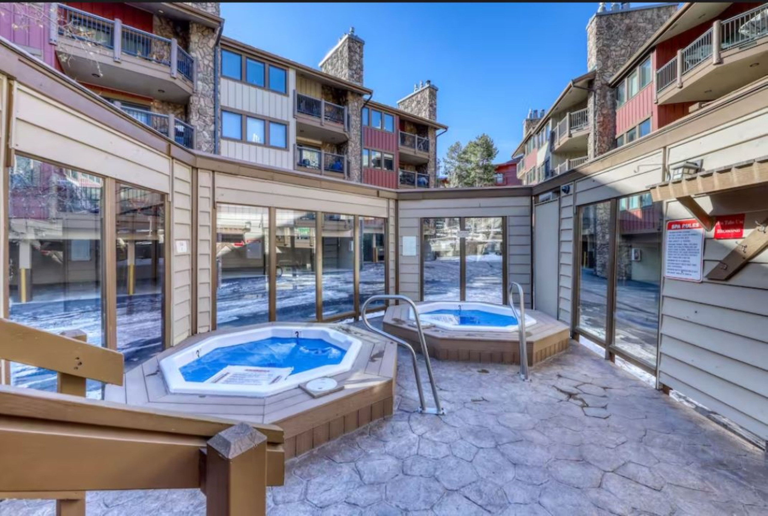 Walk to Main St. - Near Snowflake Lift - Hot Tubs+Pool | Photo 31