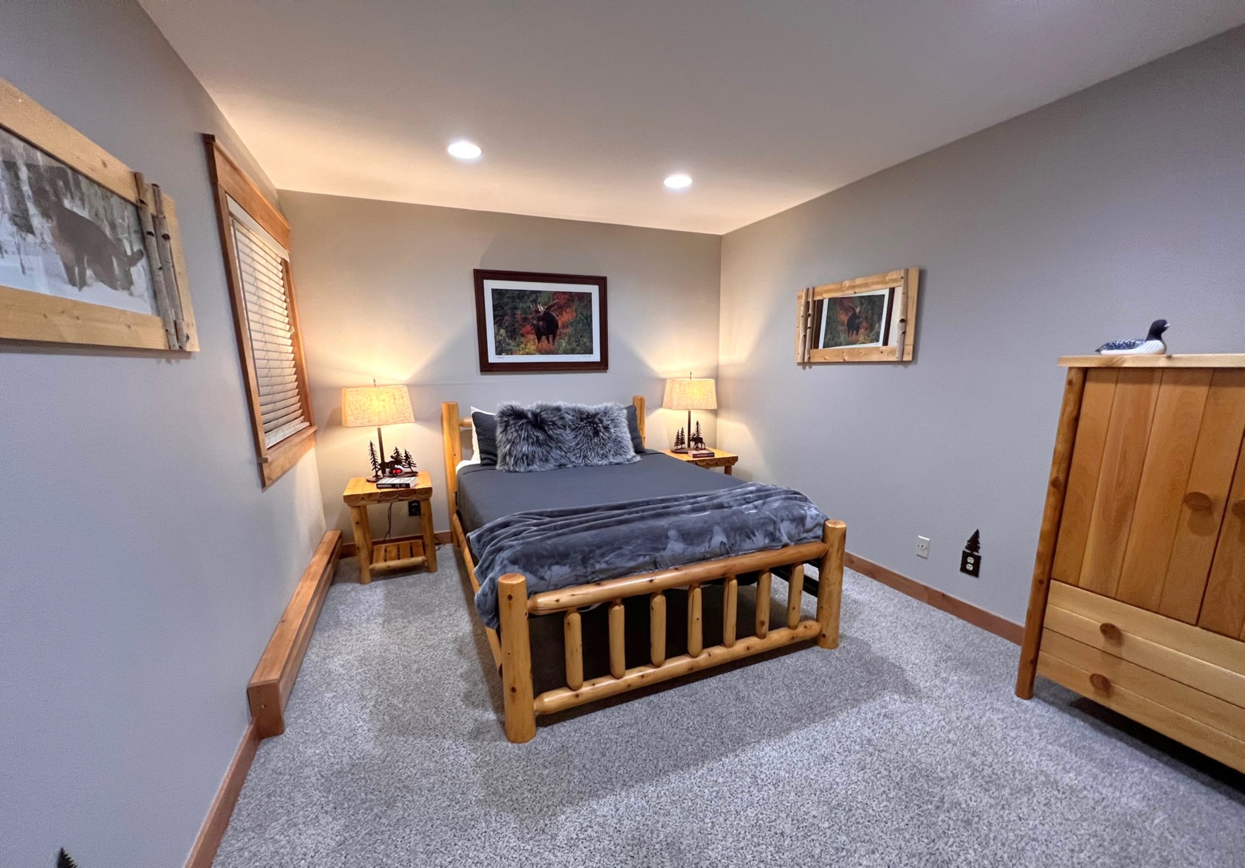 Walk to Main St. - Near Snowflake Lift - Hot Tubs+Pool | Photo 17