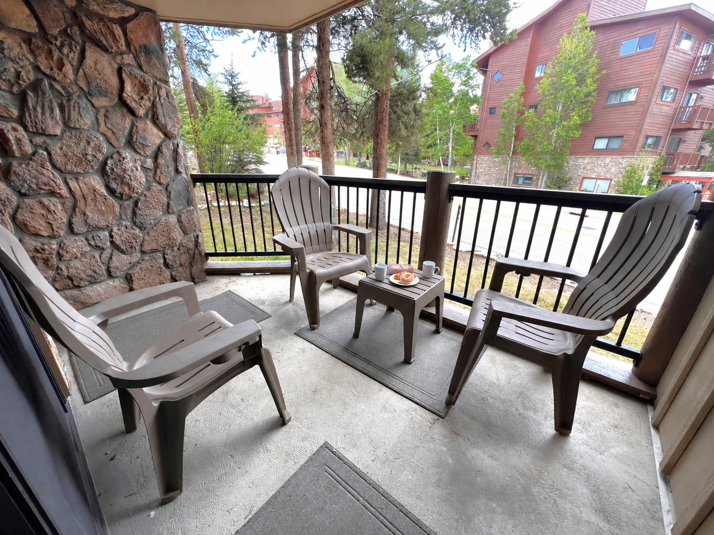 Walk to Main St. - Near Snowflake Lift - Hot Tubs+Pool | Photo 10