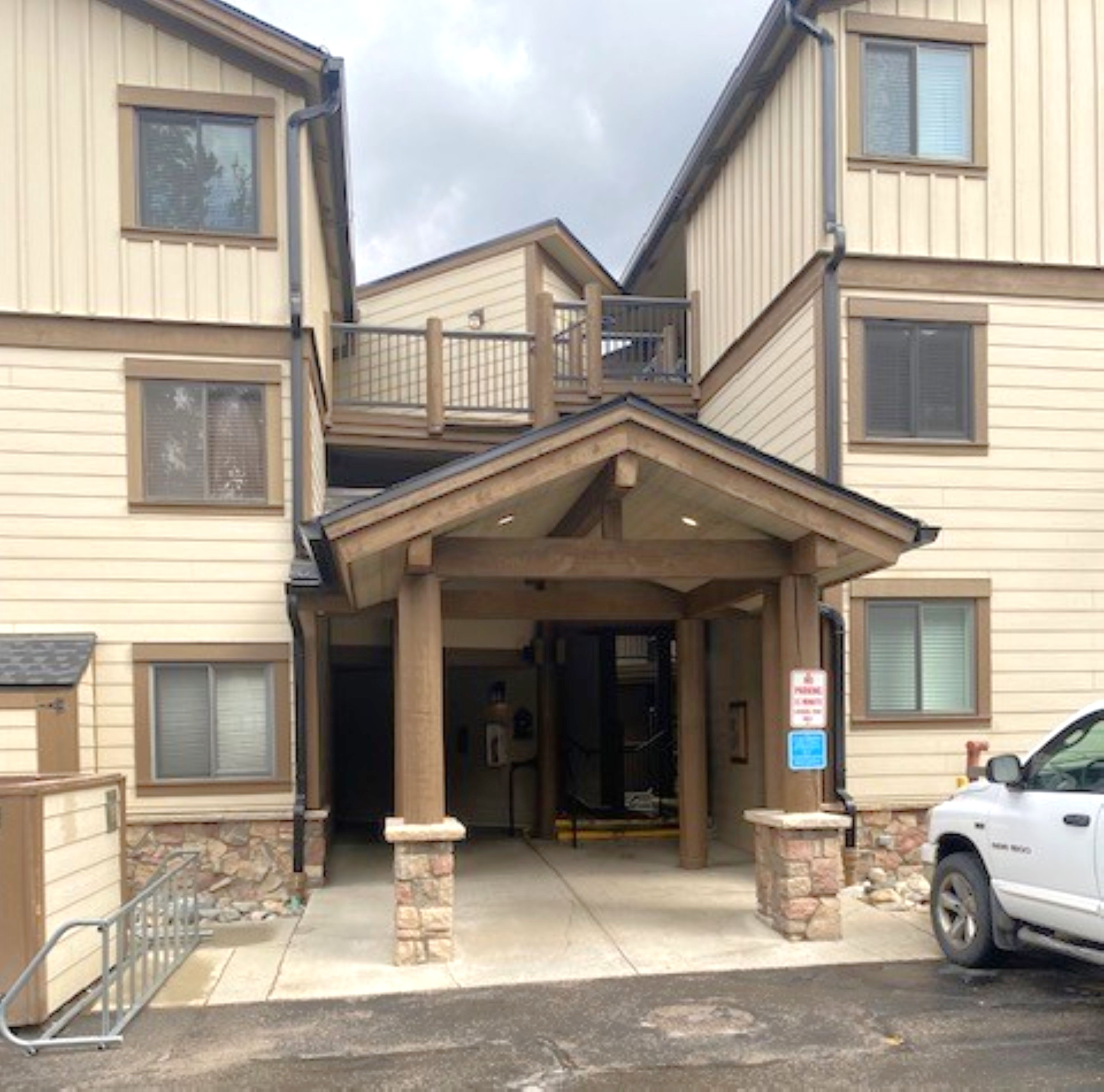 Walk to Main St. - Near Snowflake Lift - Hot Tubs+Pool | Photo 30