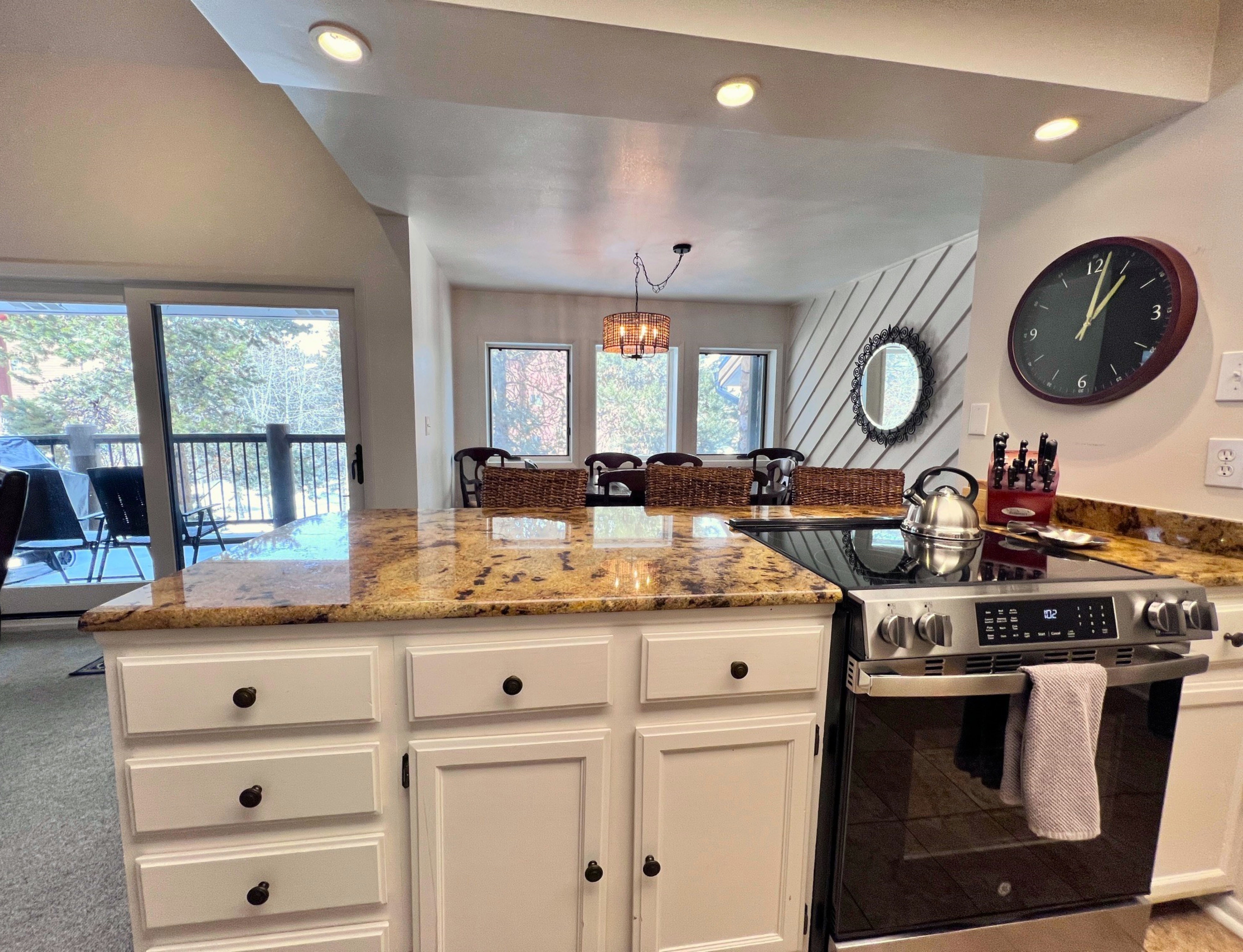 Park Place Aspen Condo - Walk to Main St. - Snowflake Lift - Pool+Hot Tubs | Photo 21