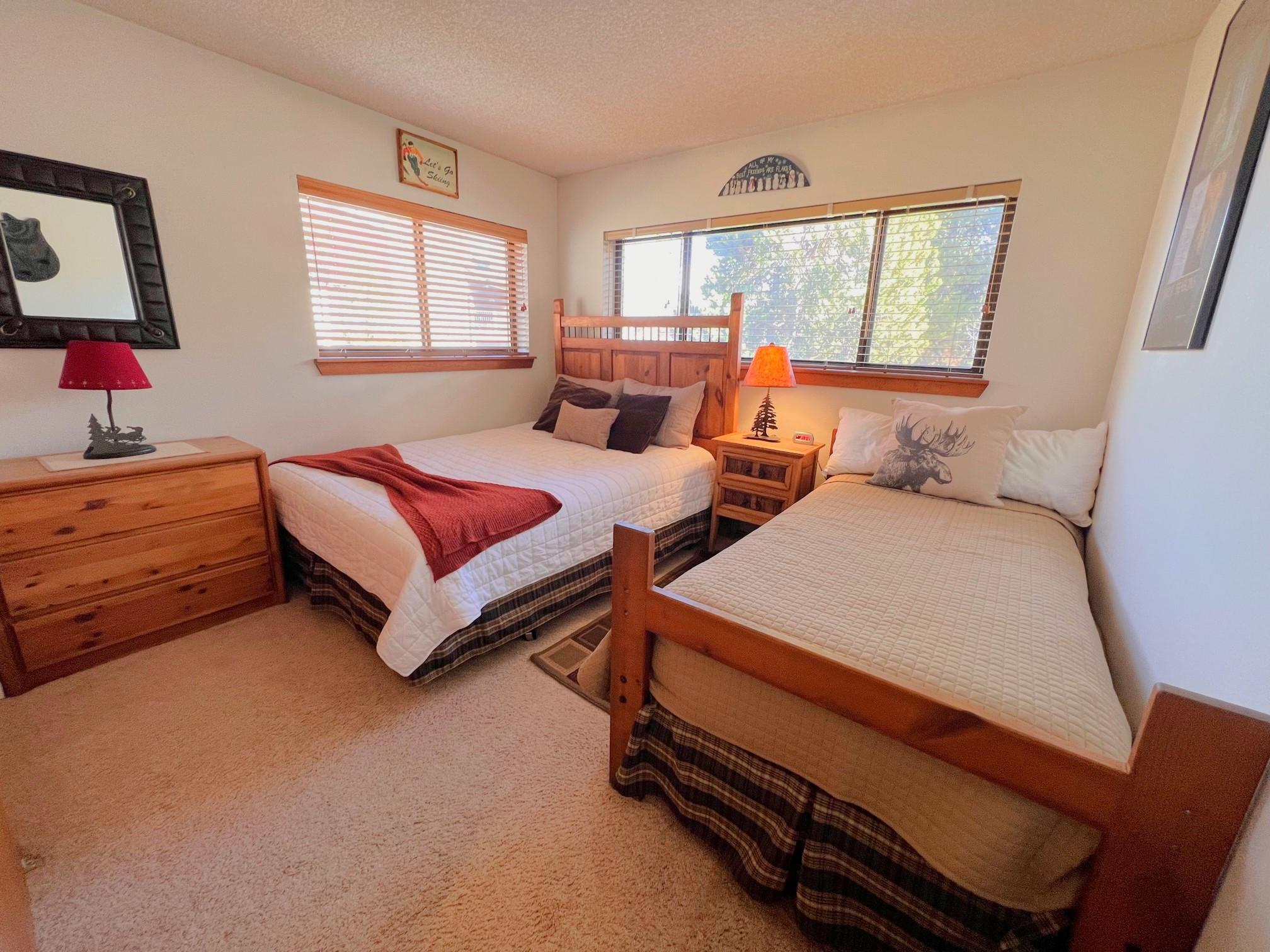 Pine Ridge Peak Condo - Walk to Main St + Snowflake Lift - Pool + Hot Tubs | Photo 24