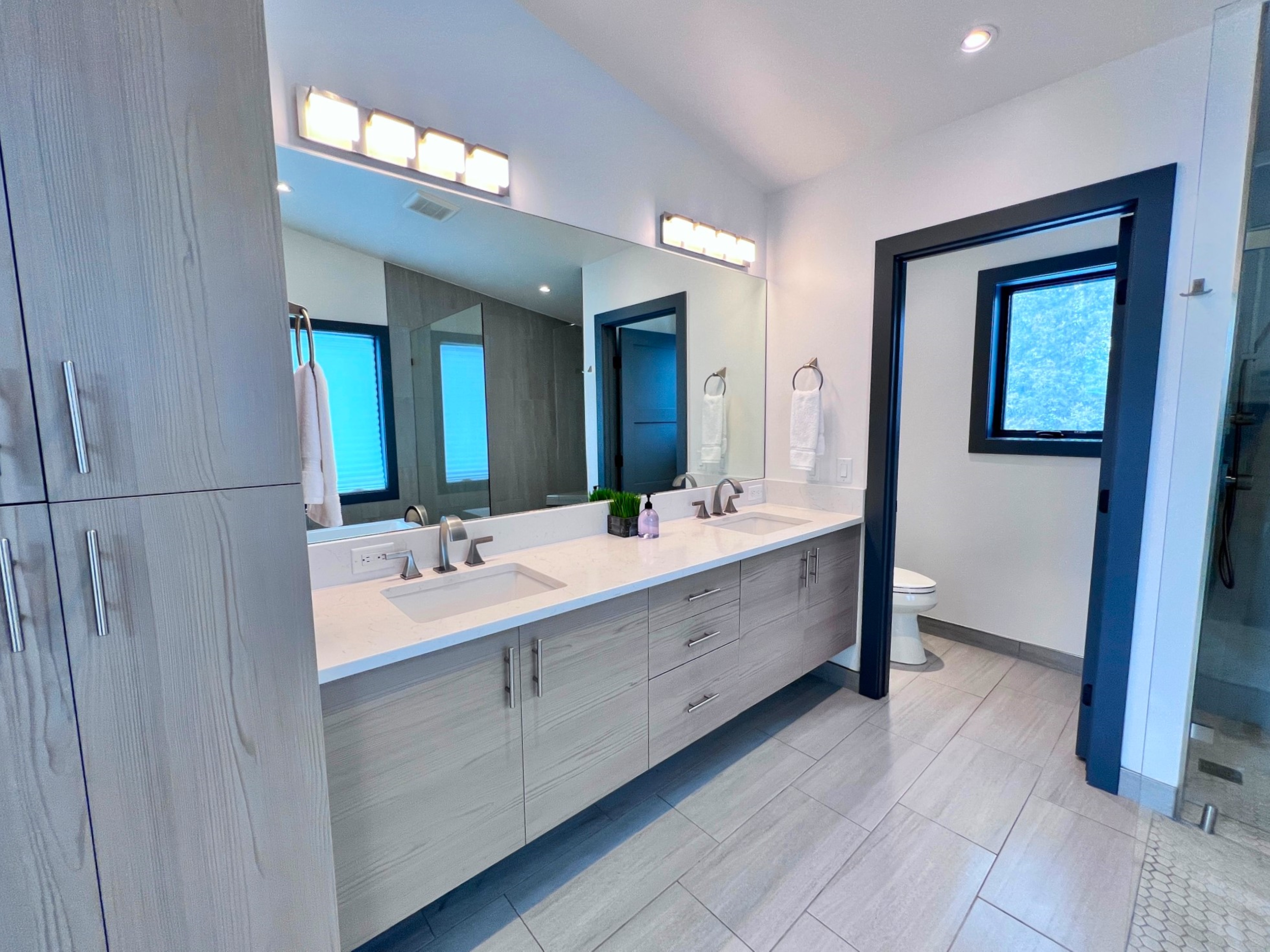 Vista Azul Hideaway - Private Hot Tub - Mountain Views | Photo 30