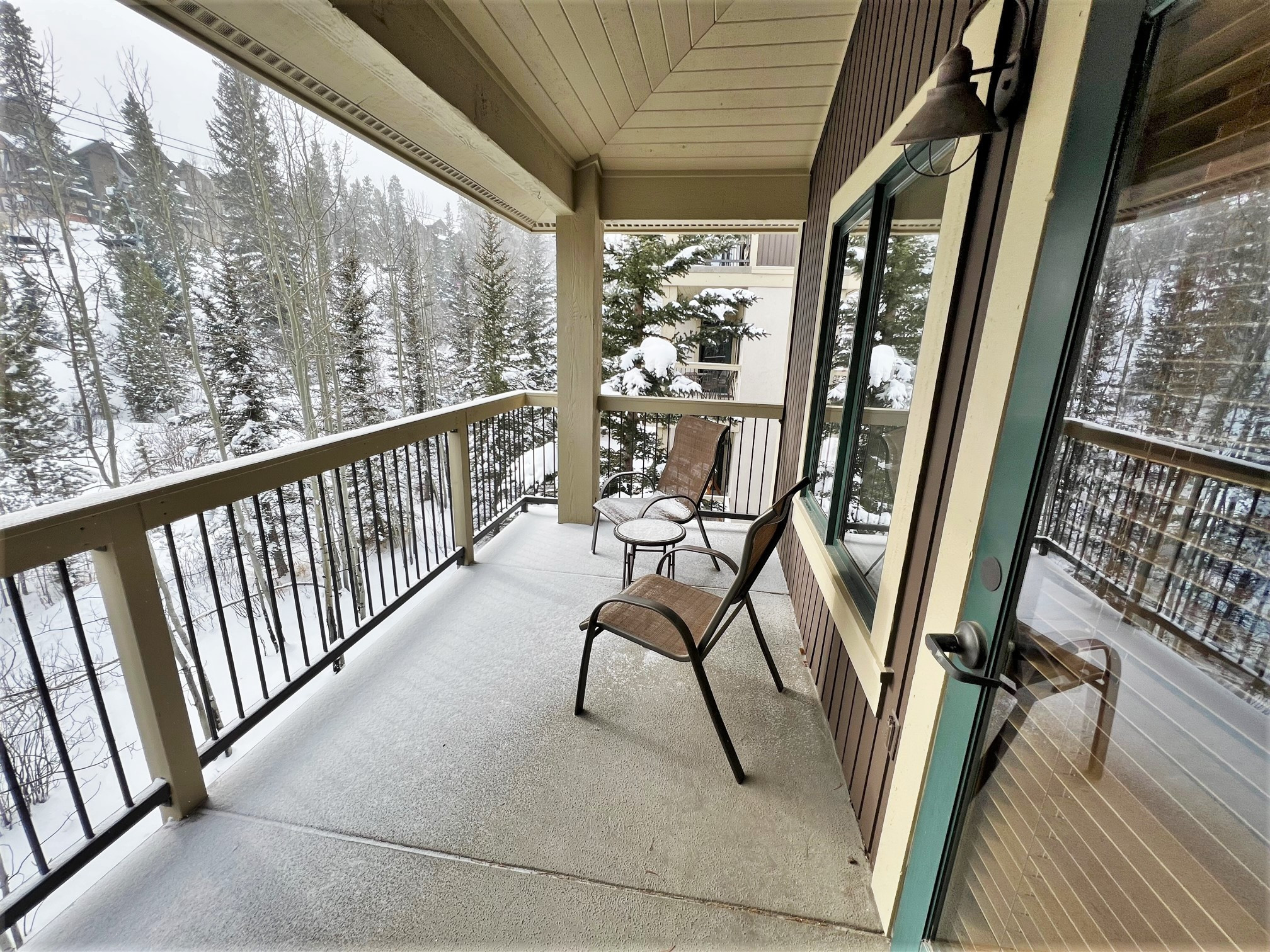 Riverbend Liftside Condo - Ski In/Out - Snowflake Lift - Pool+Hot Tub | Photo 4