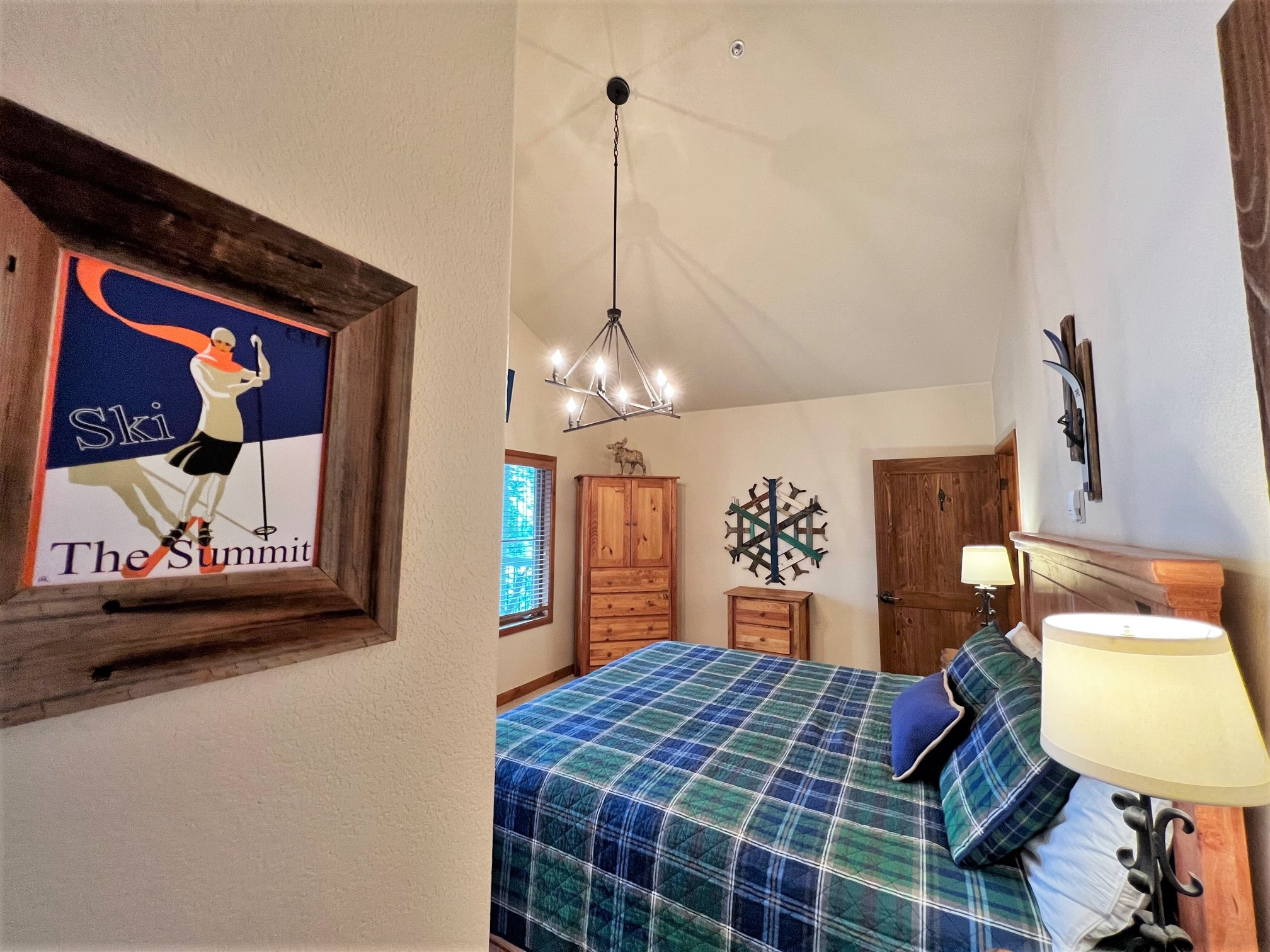 Riverbend Liftside Condo - Ski In/Out - Snowflake Lift - Pool+Hot Tub | Photo 16