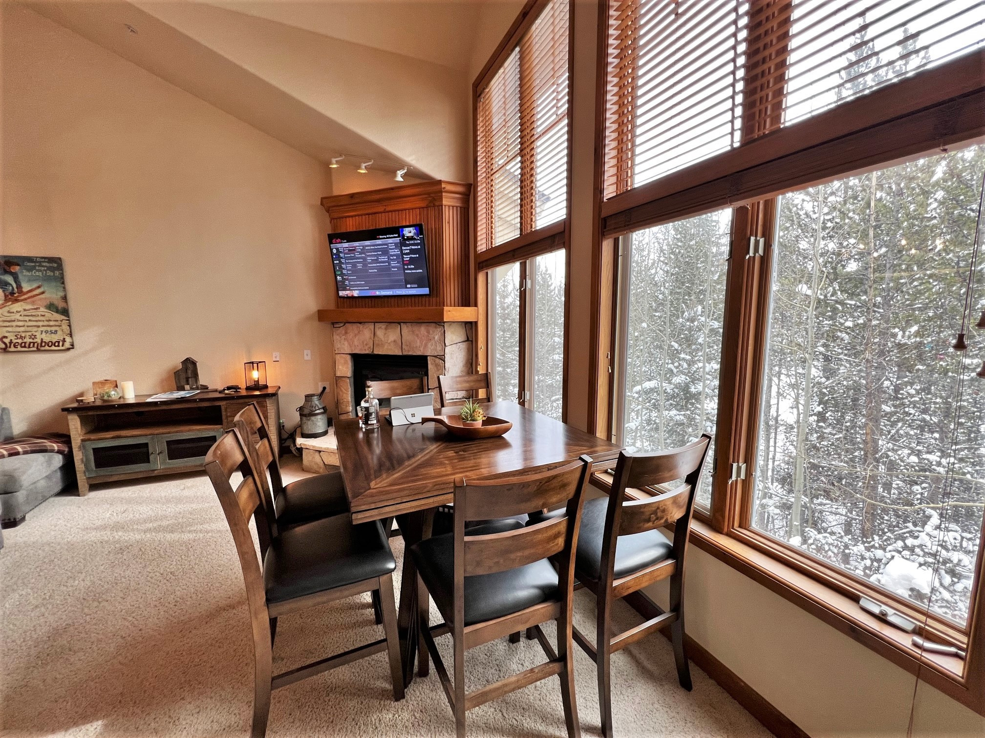 Riverbend Liftside Condo - Ski In/Out - Snowflake Lift - Pool+Hot Tub | Photo 11