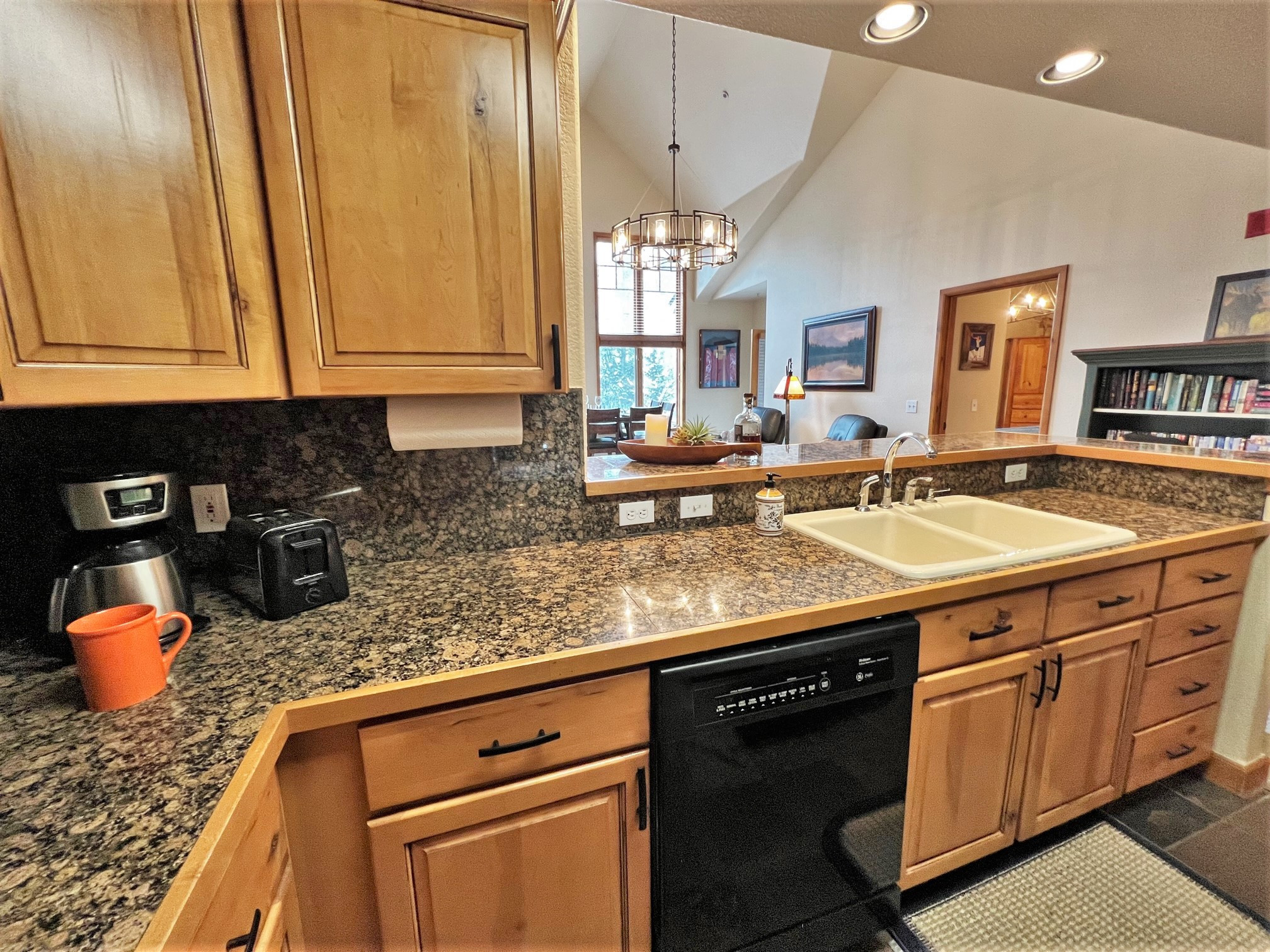 Riverbend Liftside Condo - Ski In/Out - Snowflake Lift - Pool+Hot Tub | Photo 15