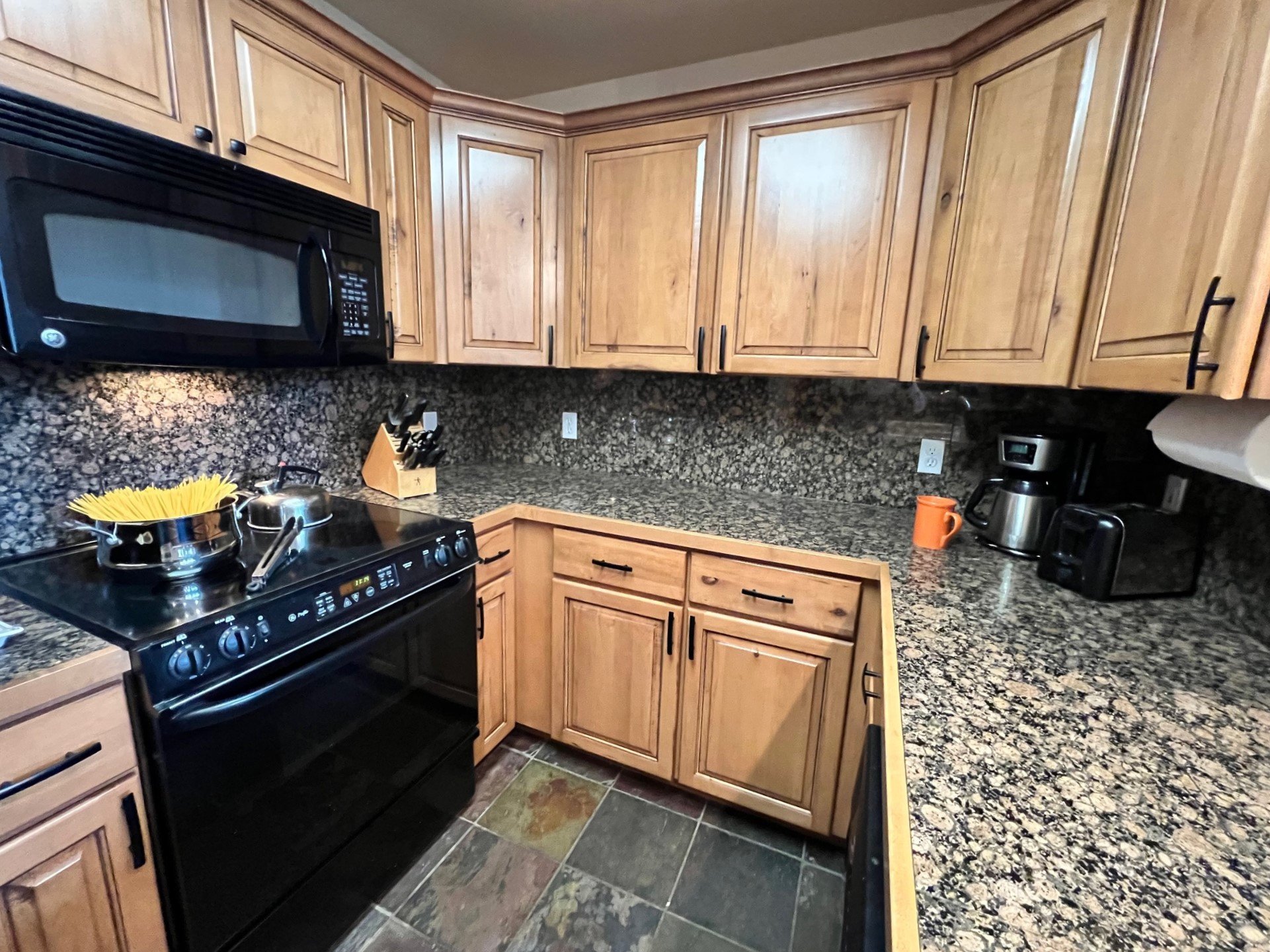Riverbend Liftside Condo - Ski In/Out - Snowflake Lift - Pool+Hot Tub | Photo 14
