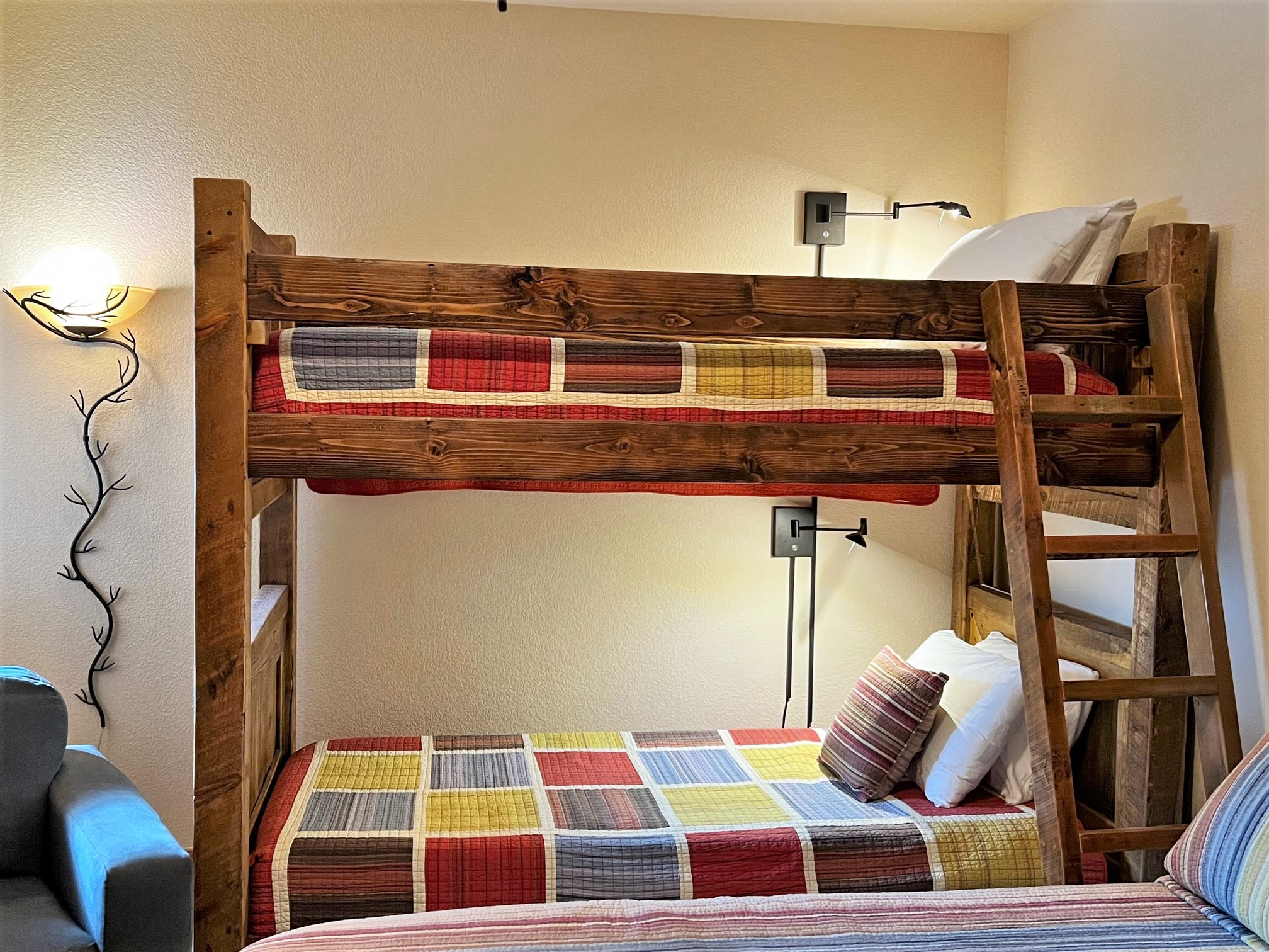 Riverbend Liftside Condo - Ski In/Out - Snowflake Lift - Pool+Hot Tub | Photo 24