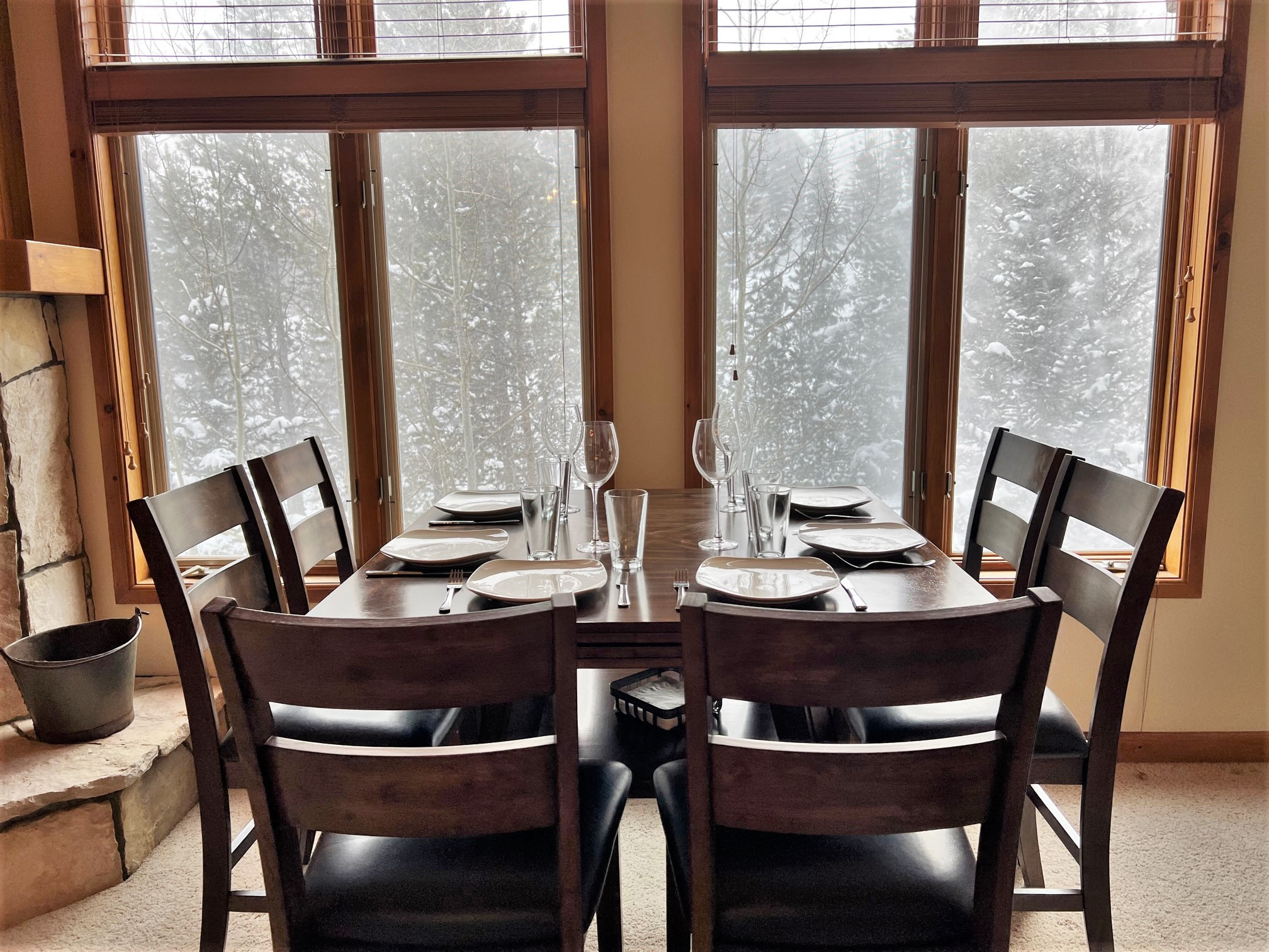 Riverbend Liftside Condo - Ski In/Out - Snowflake Lift - Pool+Hot Tub | Photo 10